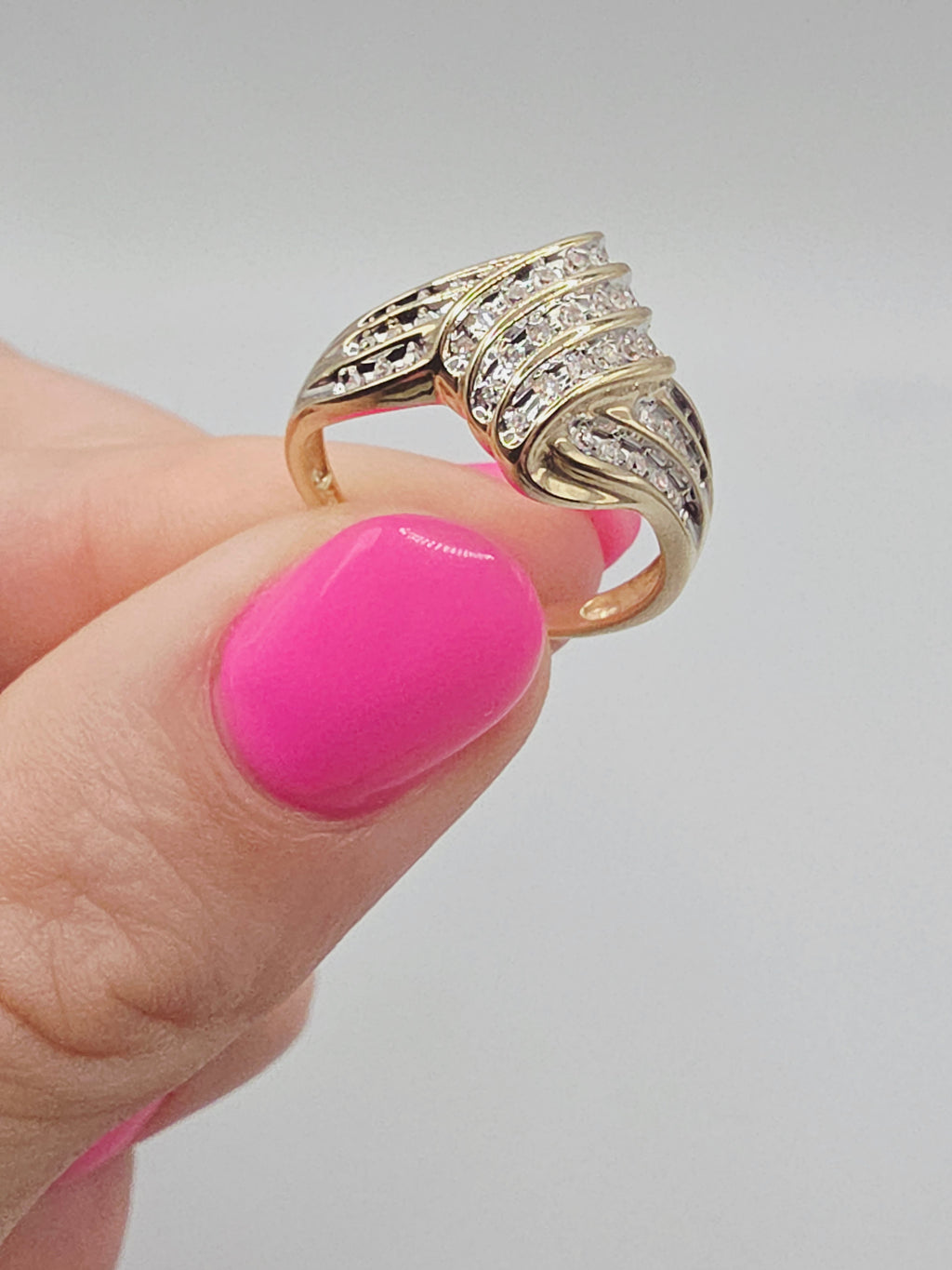 CRP Solid 10K Yellow Gold Diamond Ribbon Cocktail Ring – Size 6.75