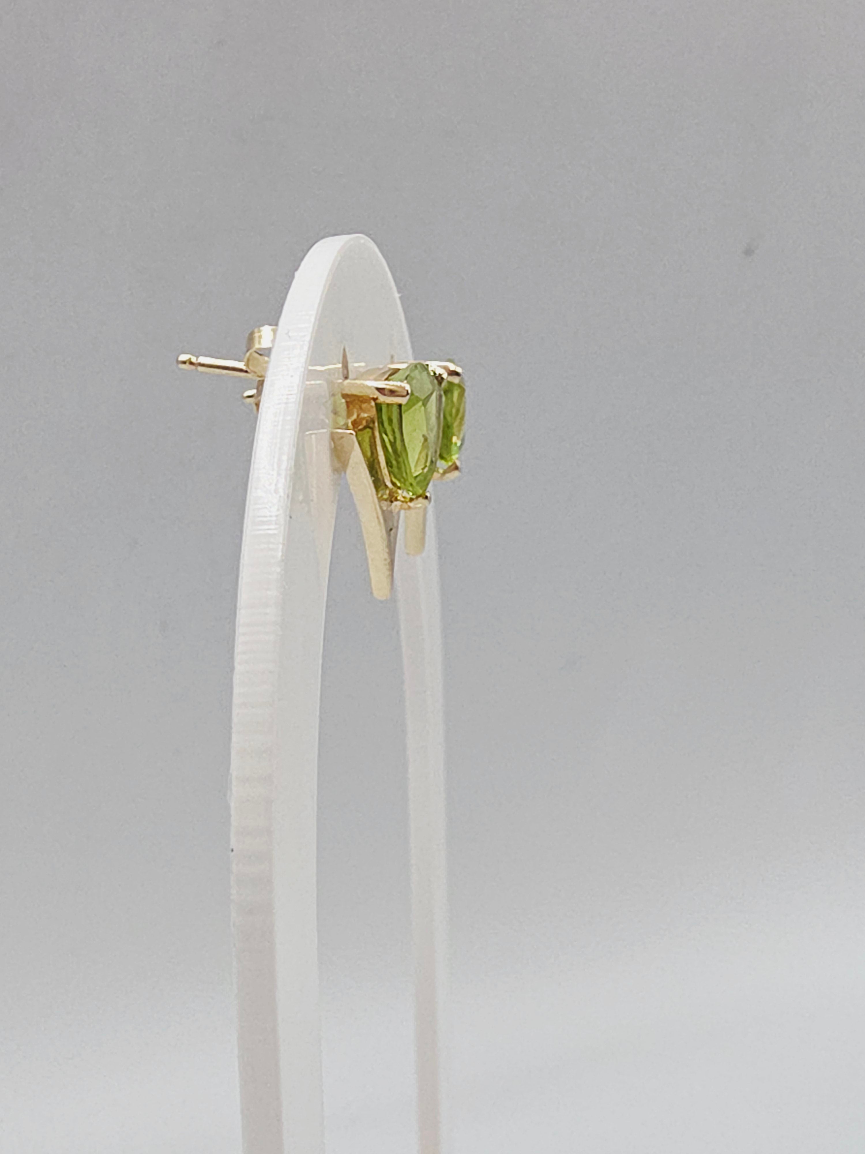 Solid 14K Yellow Gold Trillion Cut Peridot Stud Earrings