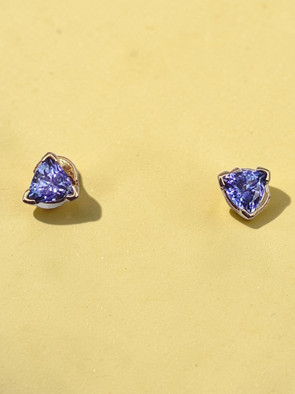Solid 14K Gold Stud Earrings with Trillion-Cut Tanzanite - La Pousette Backs