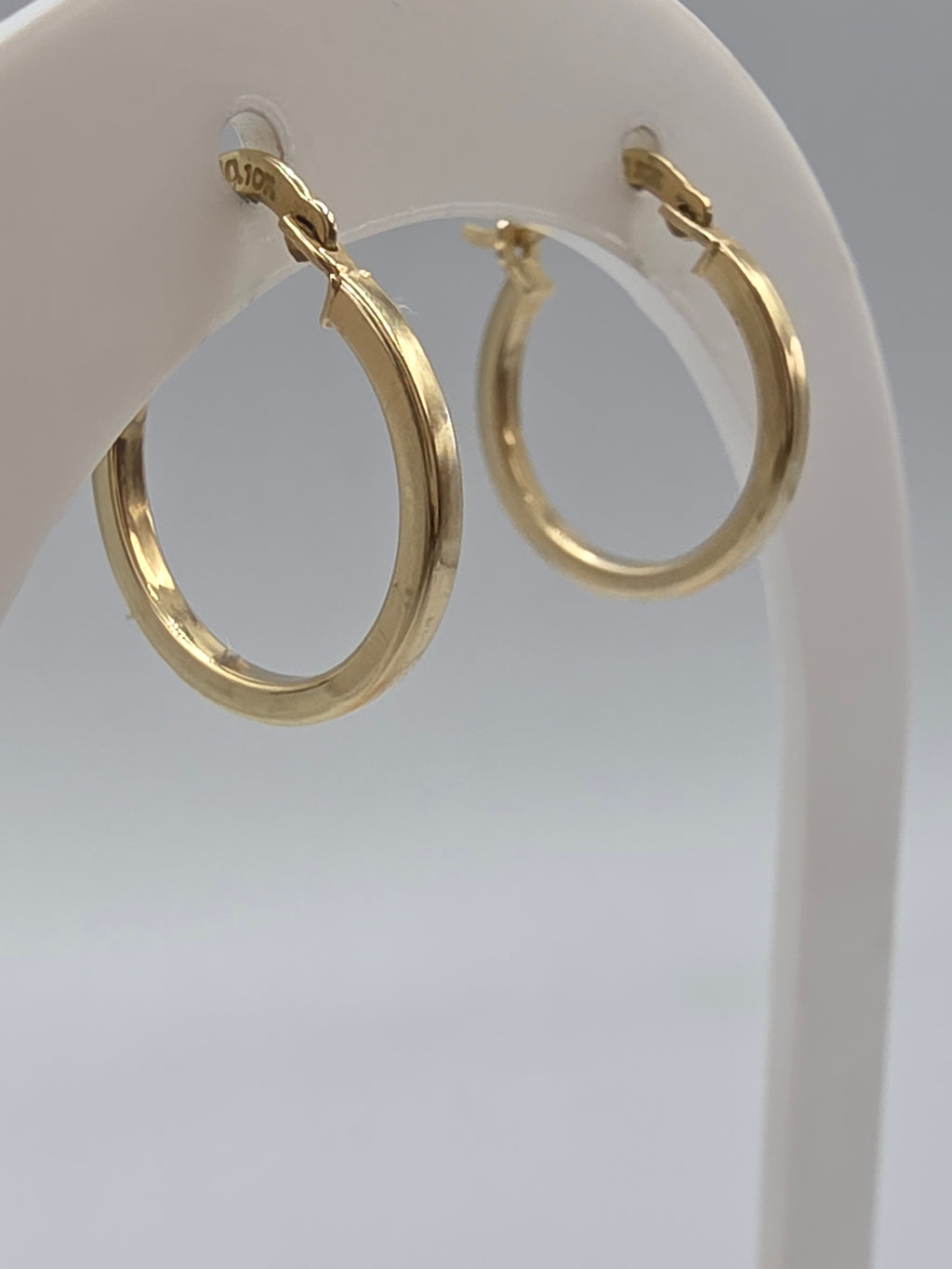 Michael Anthony Solid 10K Yellow Gold Square Tube Hoop Earrings 0.5 Inch