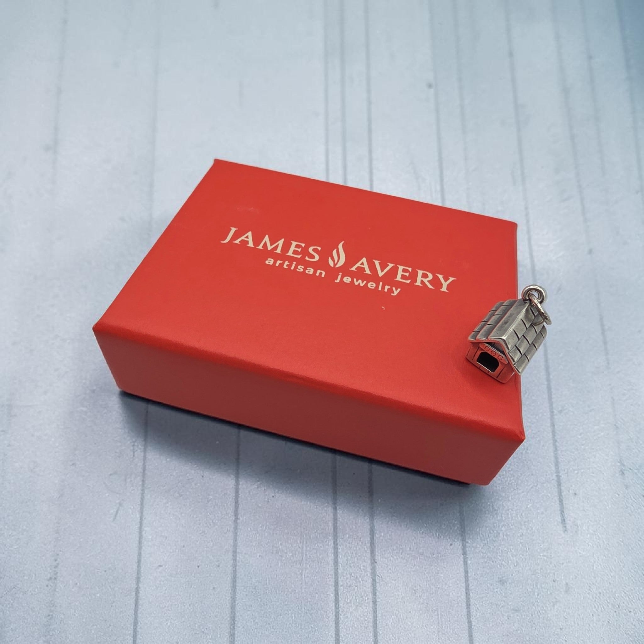 James Avery Sterling Silver 3D Dog House Doghouse Charm - RETIRED HTF UNCUT