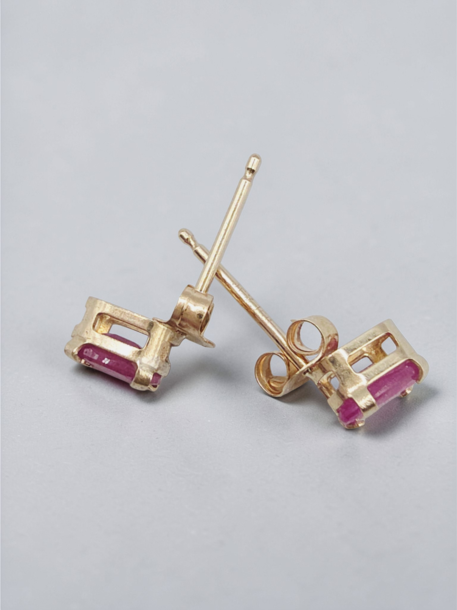 JCM Solid 10K Yellow Gold Oval Cut Natural Ruby Stud Earrings