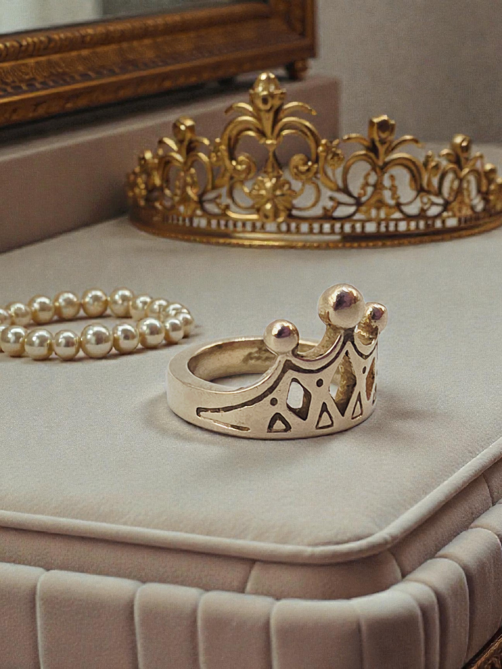 James Avery Solid 14K Yellow Gold Princess Tiara Crown Charm