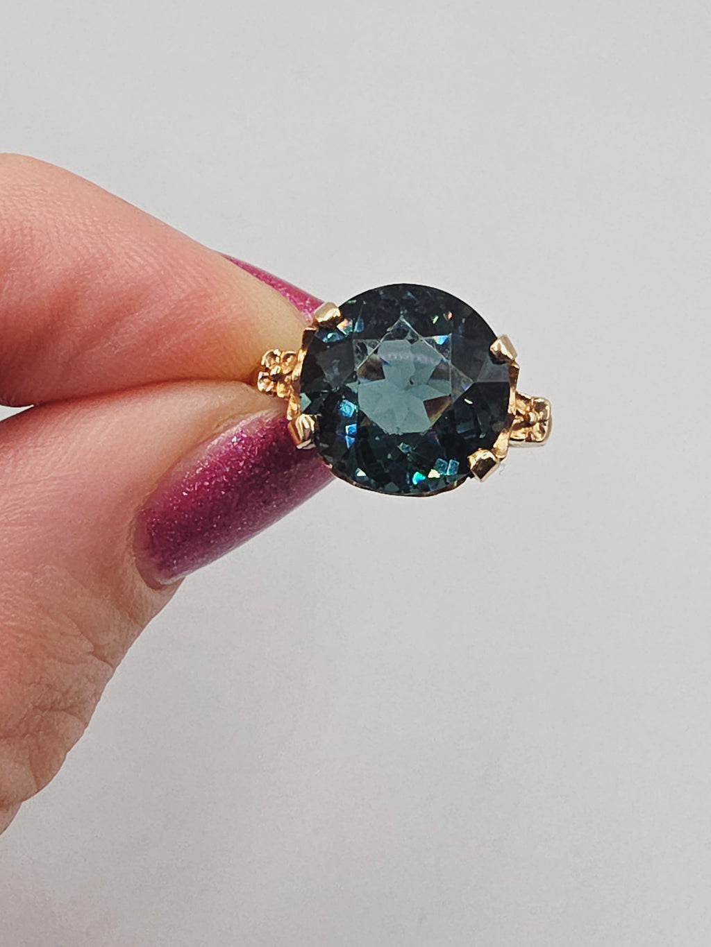 Solid 10K Yellow Gold Ring with Large Round-Cut Teal CZ– Size 5
