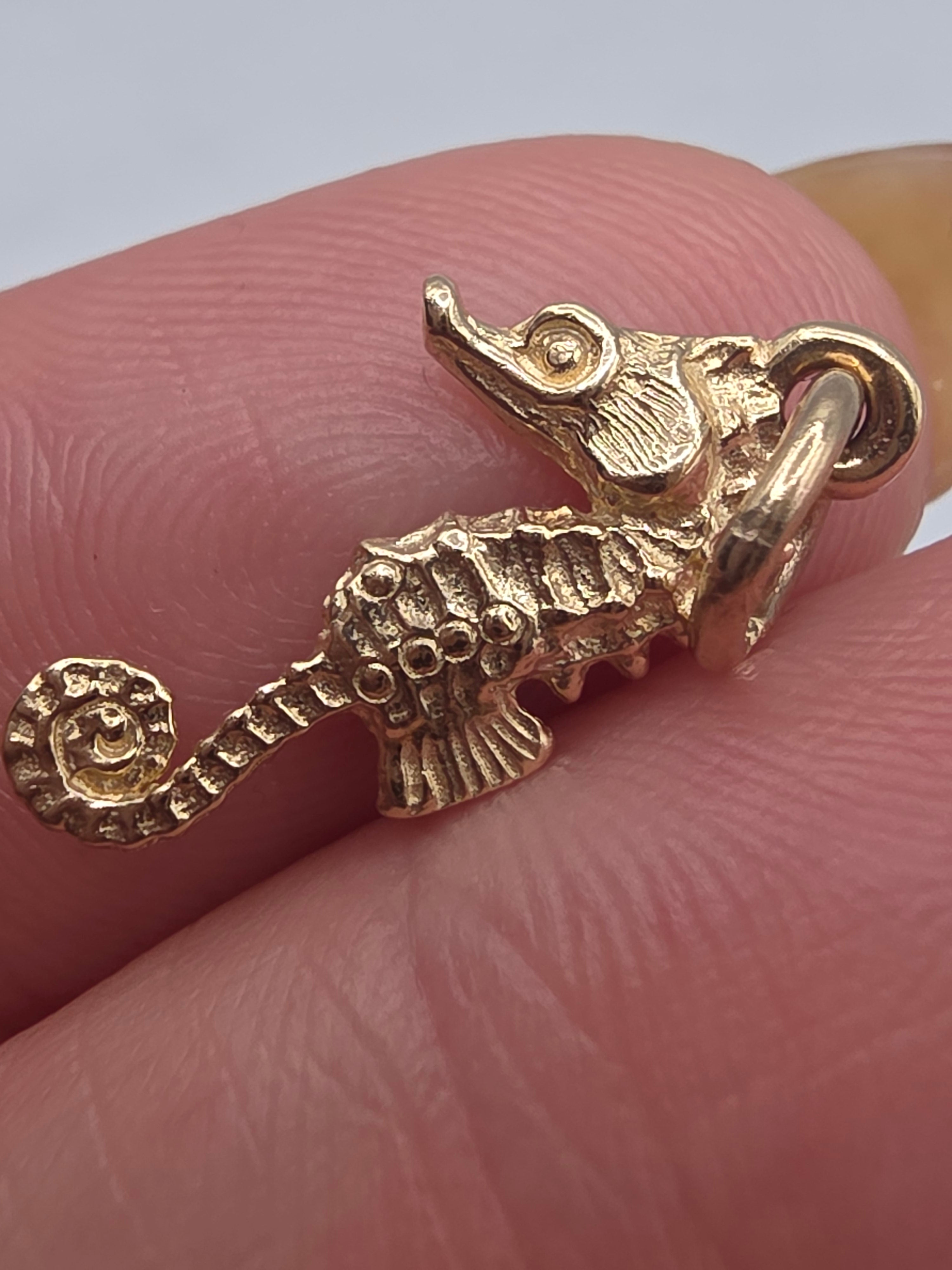 HTF Retired James Avery Solid 14K Gold Seahorse Charm Pendant Rare Holy Grail