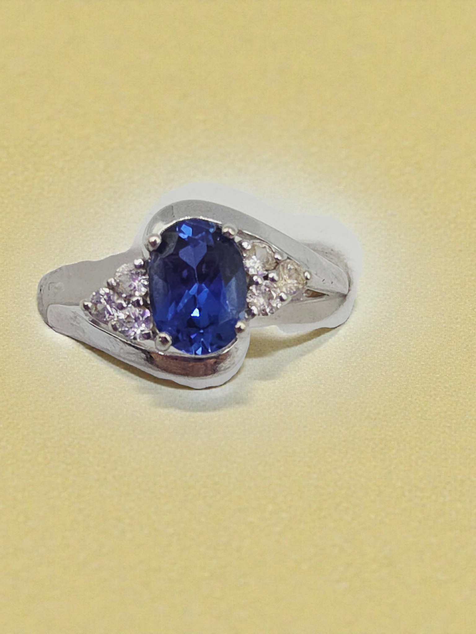RJW Solid 10K White Gold Ring with Blue Sapphire & White Topaz - Size 6.5
