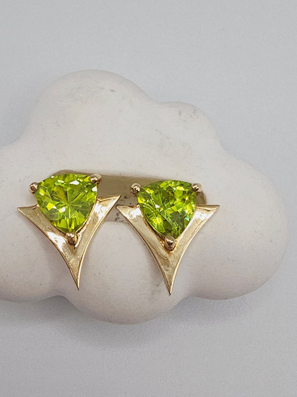 Solid 14K Yellow Gold Trillion Cut Peridot Stud Earrings
