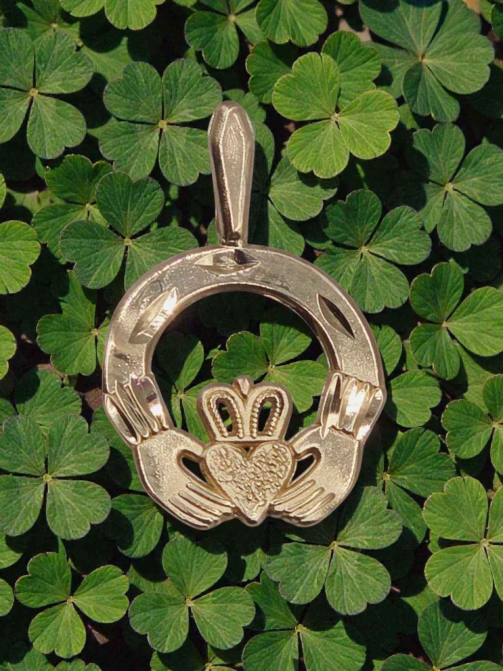 Michael Anthony Solid 14K Yellow Gold Claddagh Necklace Pendant