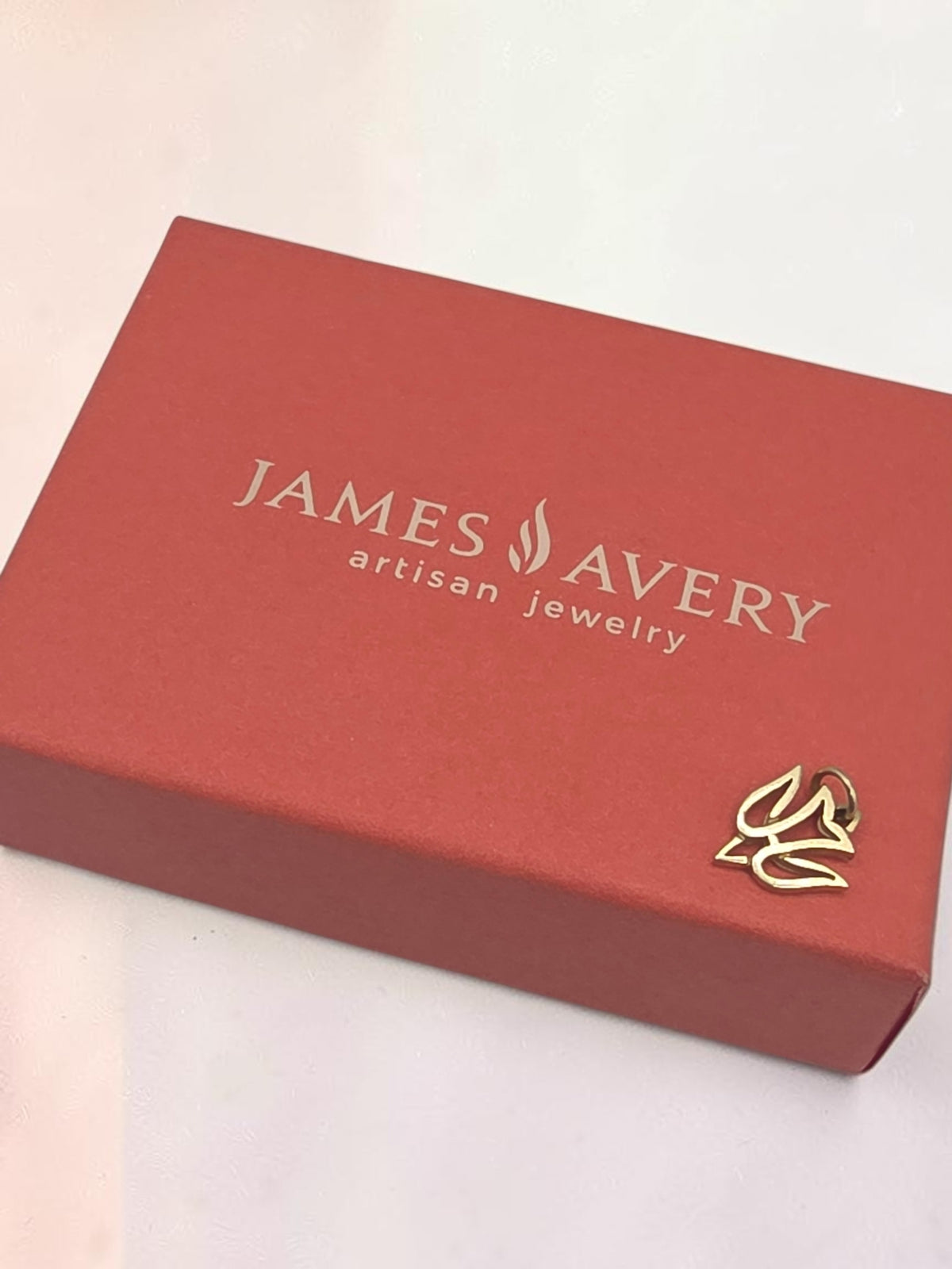 RETIRED James Avery Descending Dove Solid 14K Yellow Gold Charm Pendant