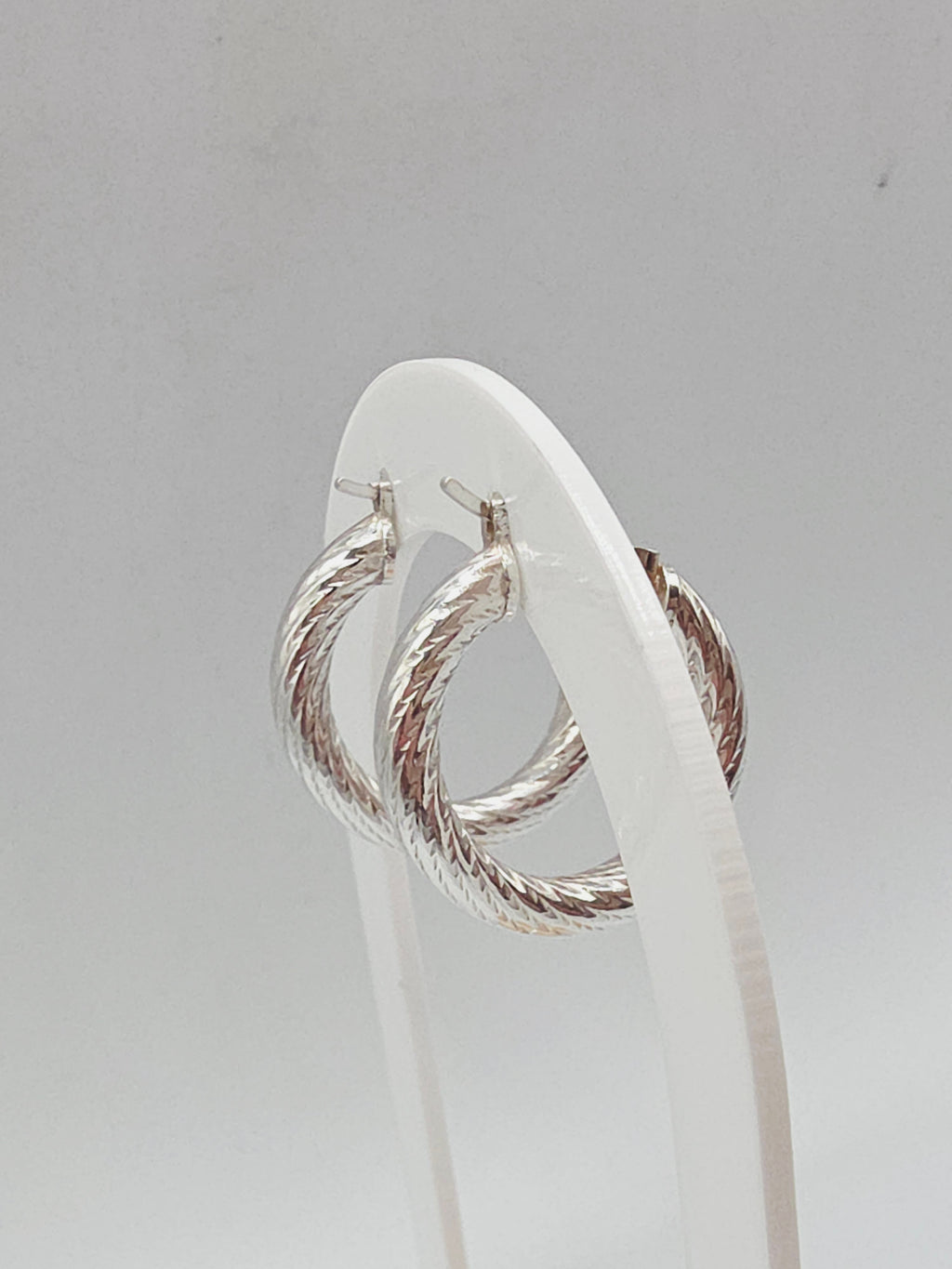 DYADEMA 925 Sterling Silver Diamond-Cut Hoop Earrings Italy Hinged