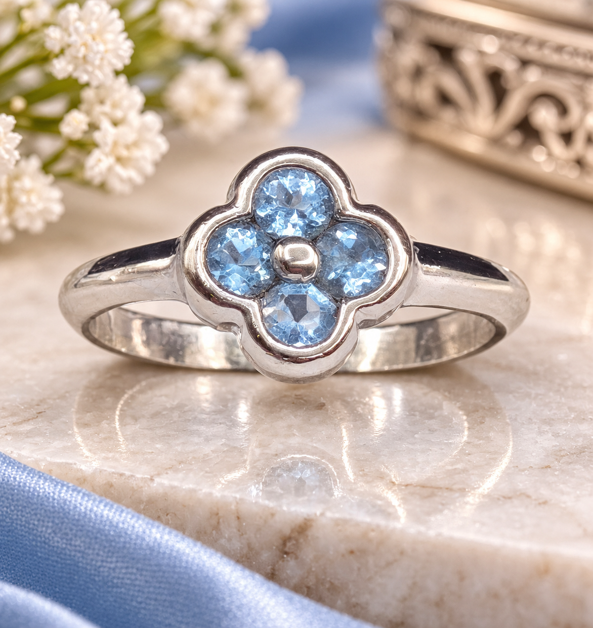Solid 14K White Gold Blue Spinel Quatrefoil Clover Ring - Size 6