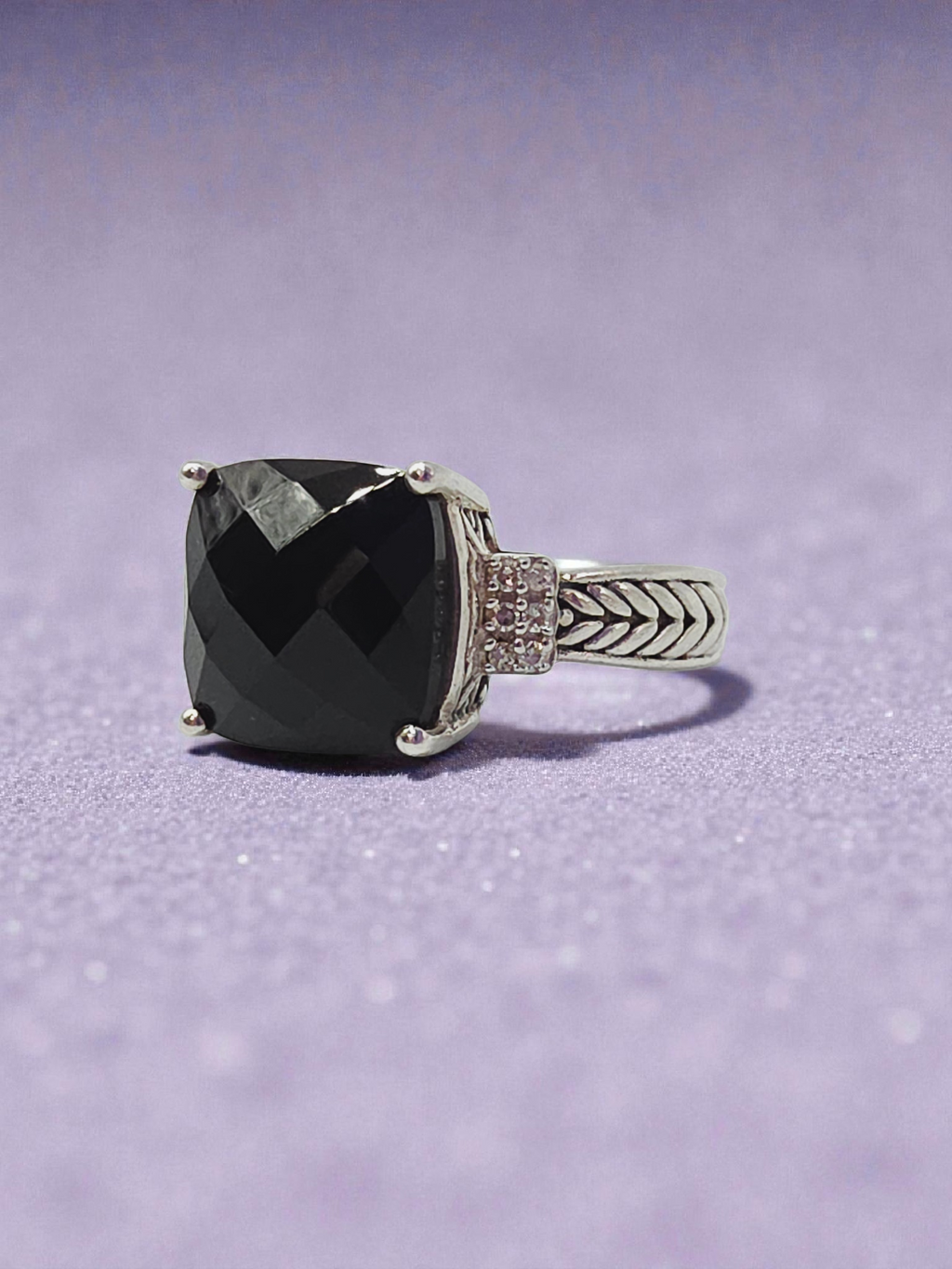 EFFY 925 Sterling Silver Ring with Black Onyx & Diamonds – Size 7
