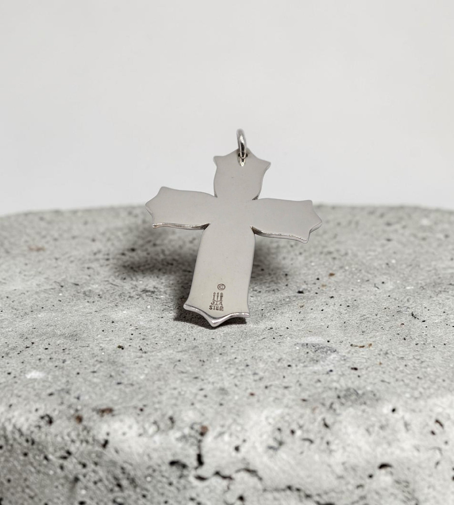 RETIRED James Avery 925 Sterling Silver Descending Dove Cross Necklace Pendant