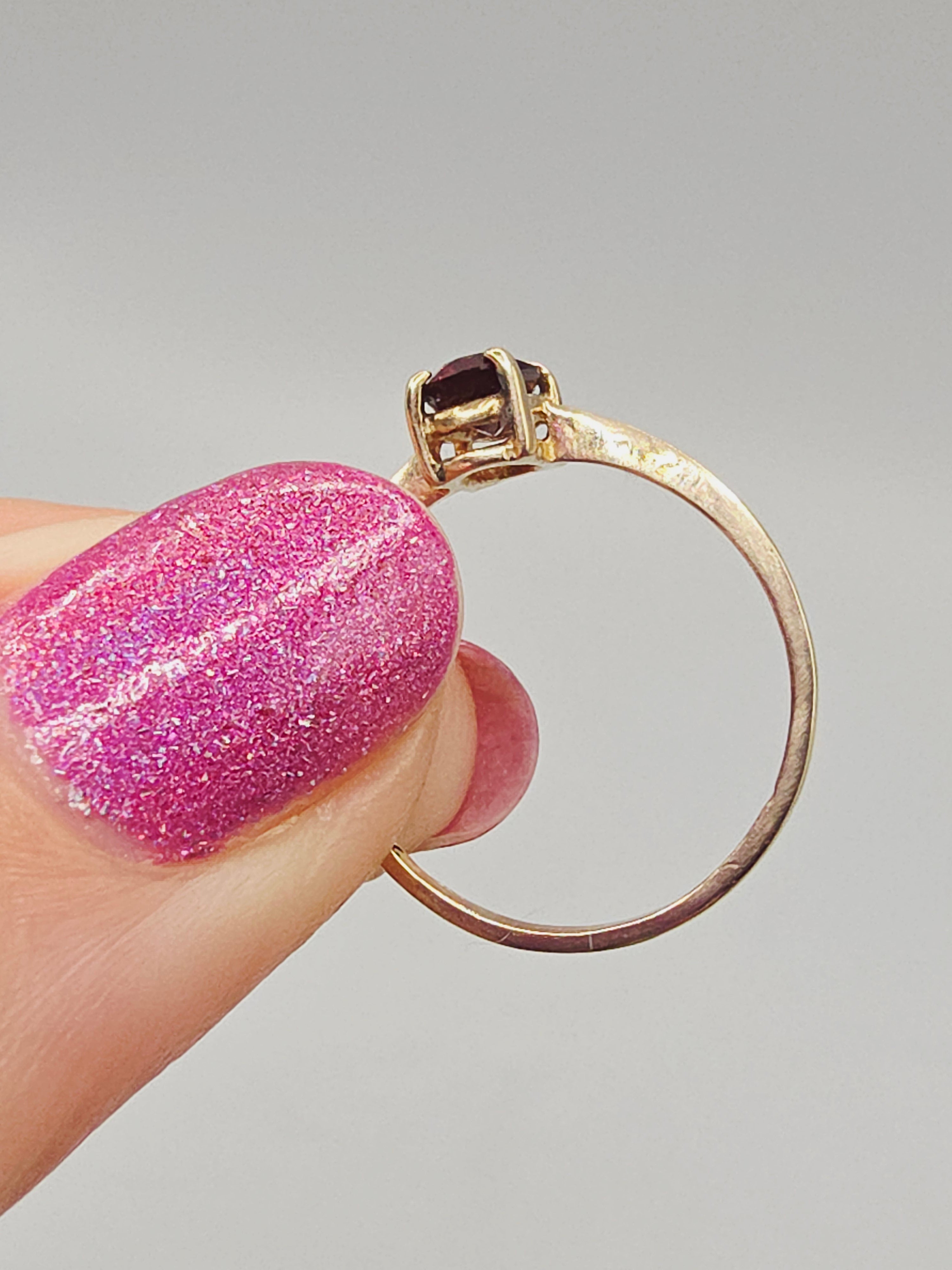 Solid 10K Yellow Gold Ring with Oval-Cut Ruby - Size 6