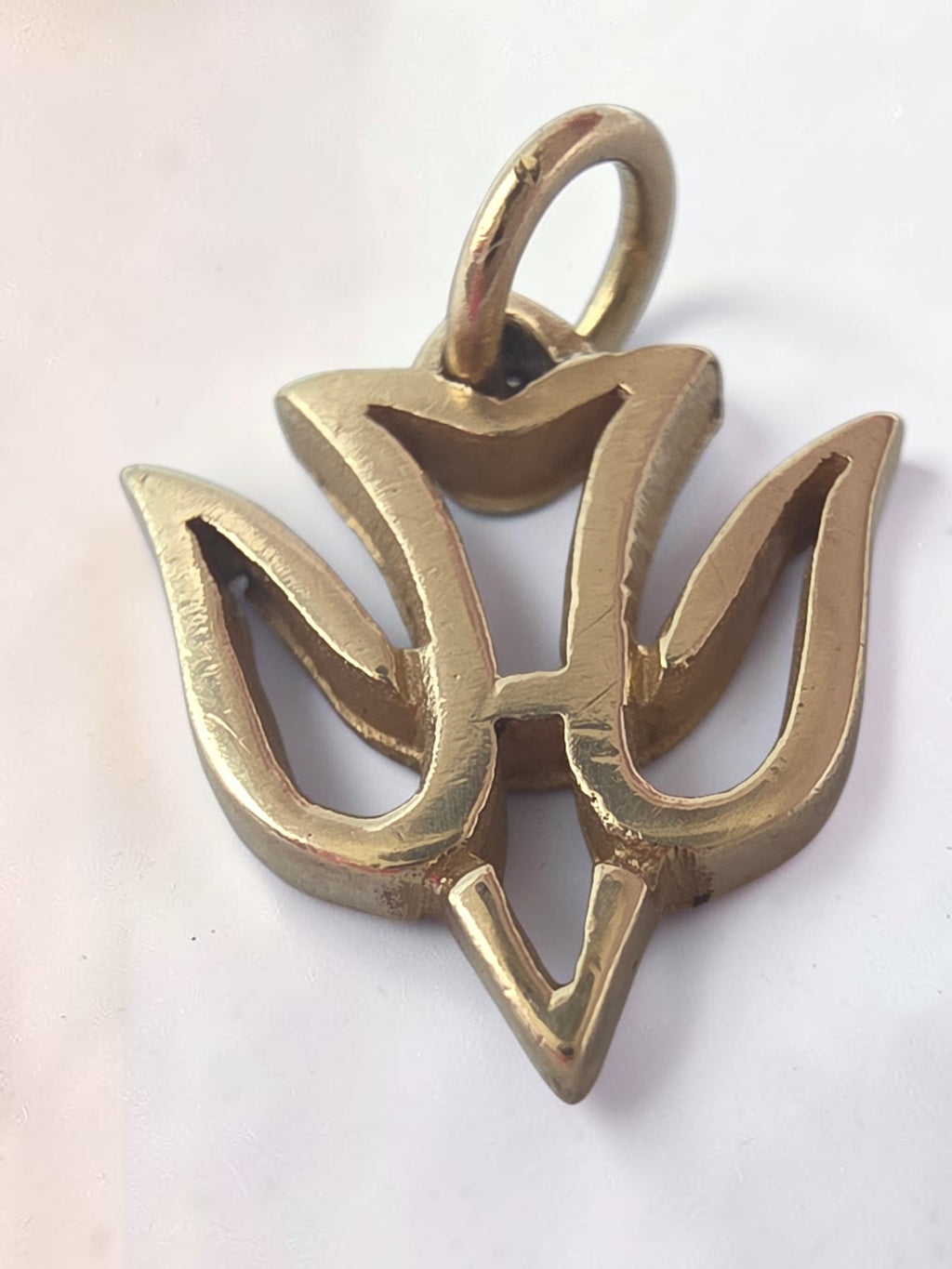 RETIRED James Avery Descending Dove Solid 14K Yellow Gold Charm Pendant