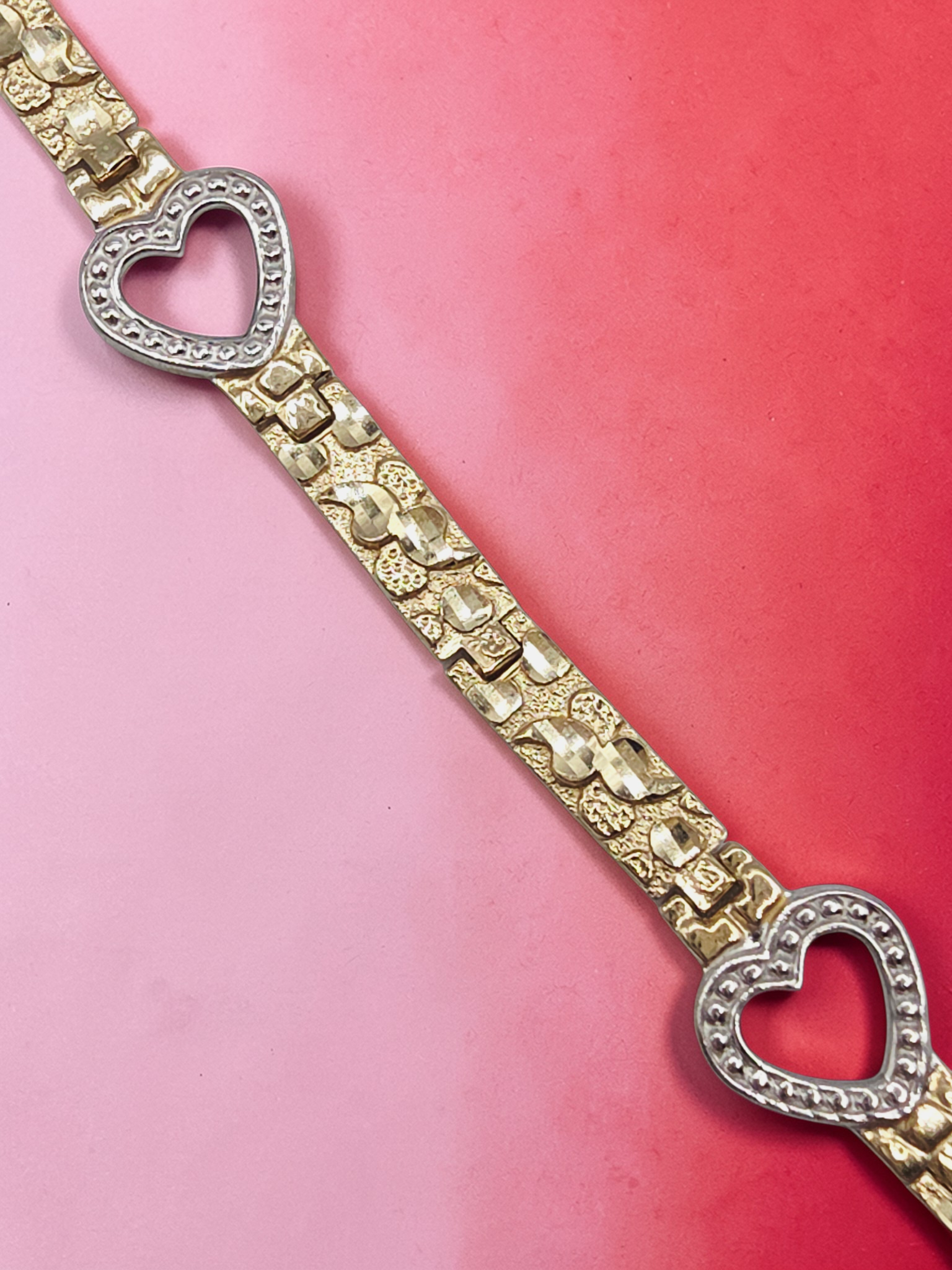 Solid 10K Yellow Gold Nugget Link Heart Bracelet - 7 Inch