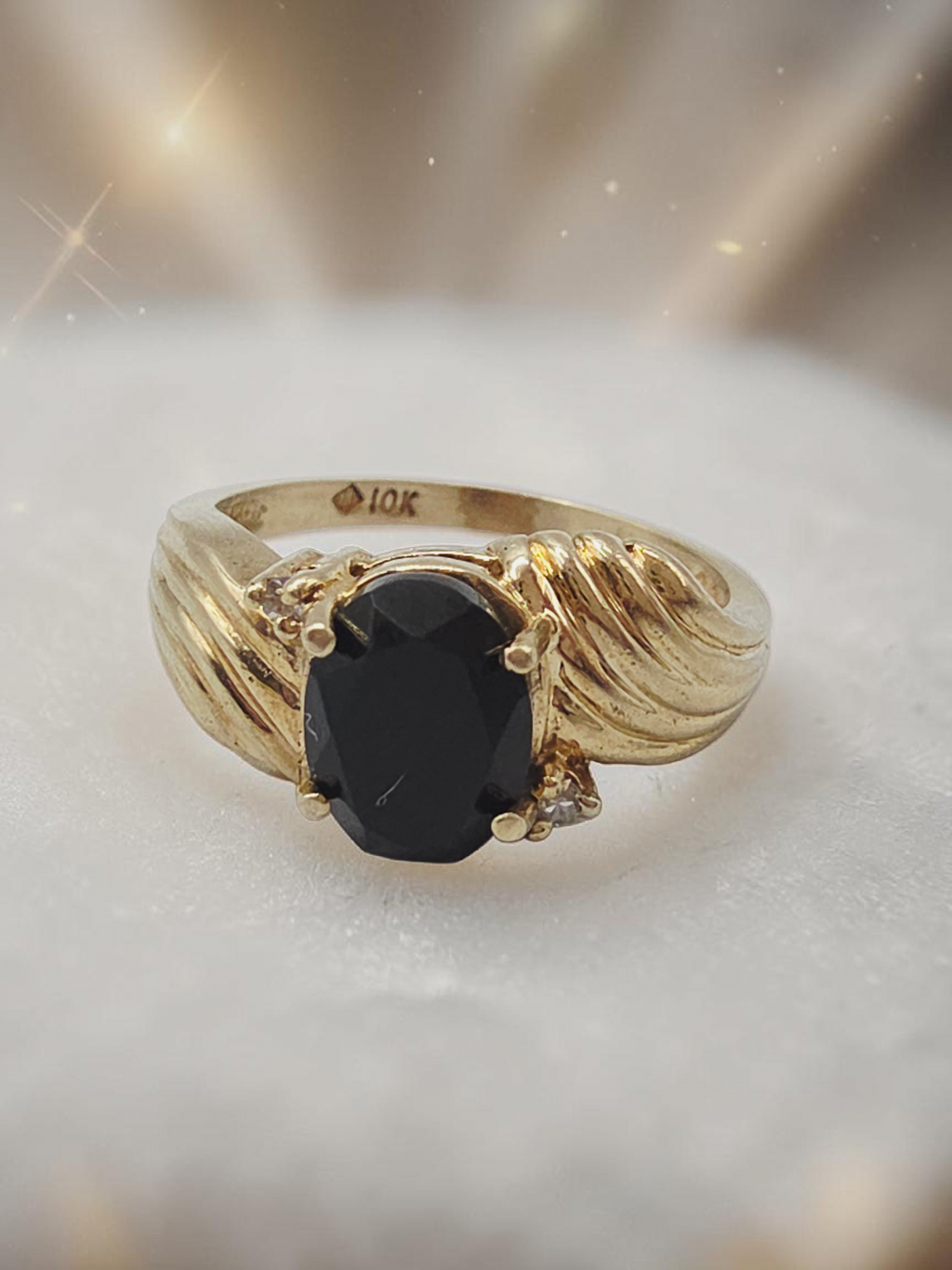 Solid 10K Yellow Gold Ring with Oval-Cut Black Onyx & Diamond Accents – Size 6.5