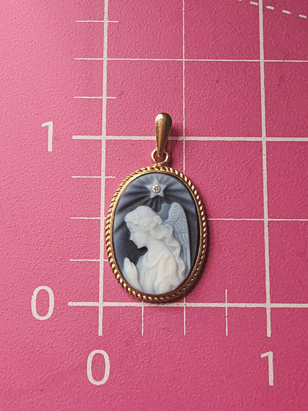 Solid 14K Yellow Gold Blue Agate Angel Cameo Necklace Pendant w Diamond Accent