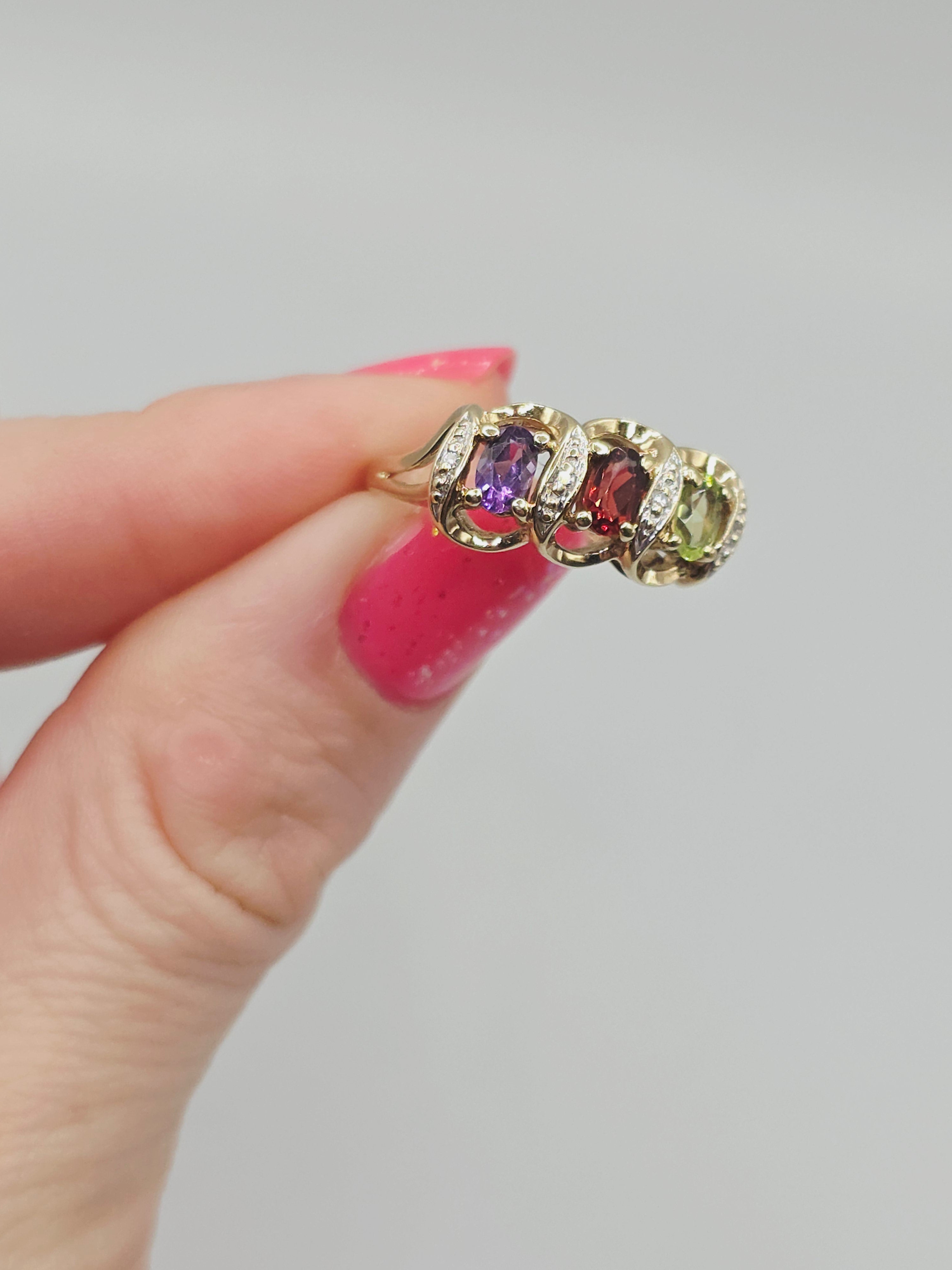 Solid 9K Gold Ring with Peridot, Garnet, Amethyst and Diamonds - Size 7.5
