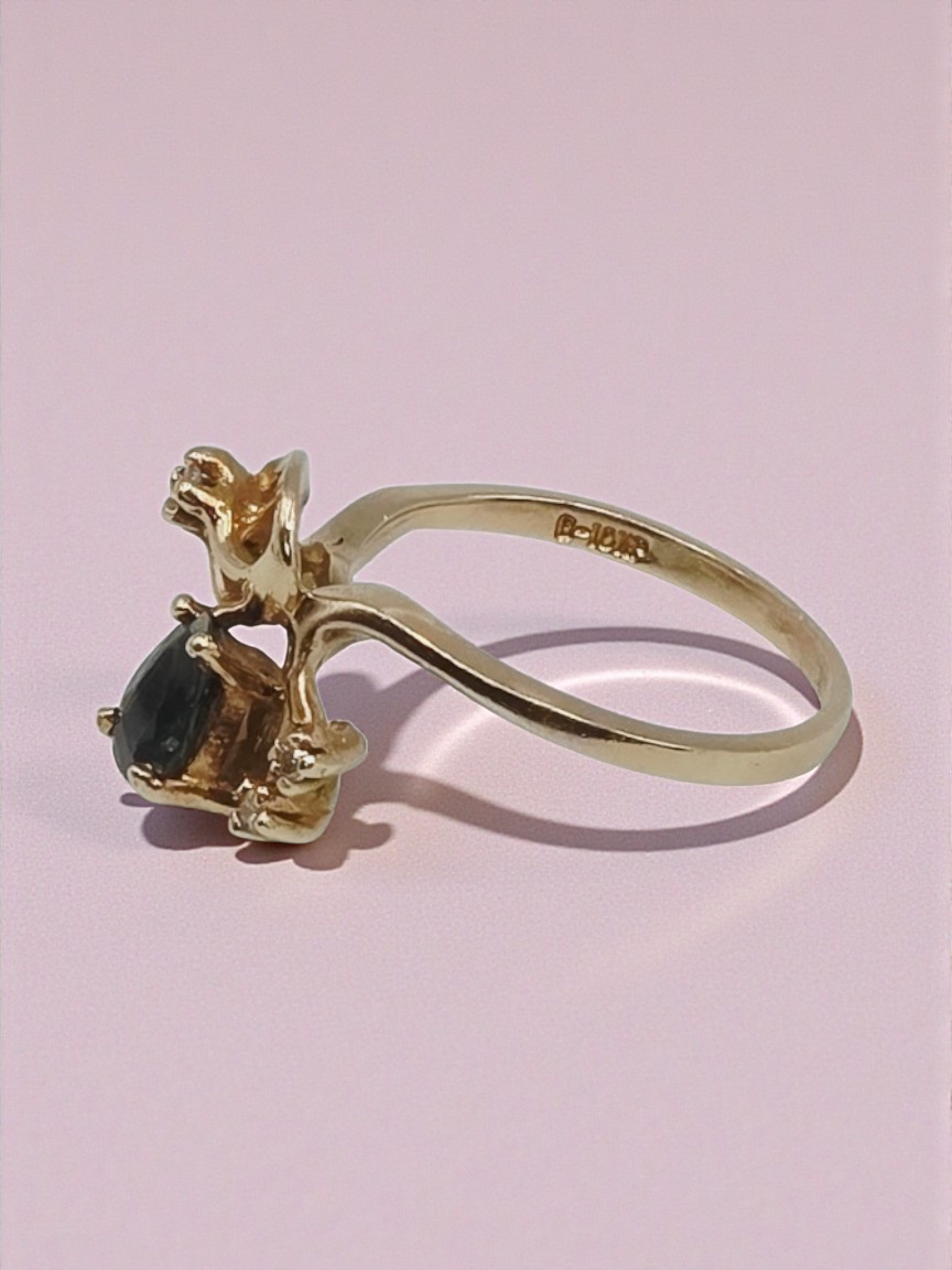 Solid 10K Gold Ring with Pear-Cut Blue Sapphire & Diamond Accents – Size 5.75