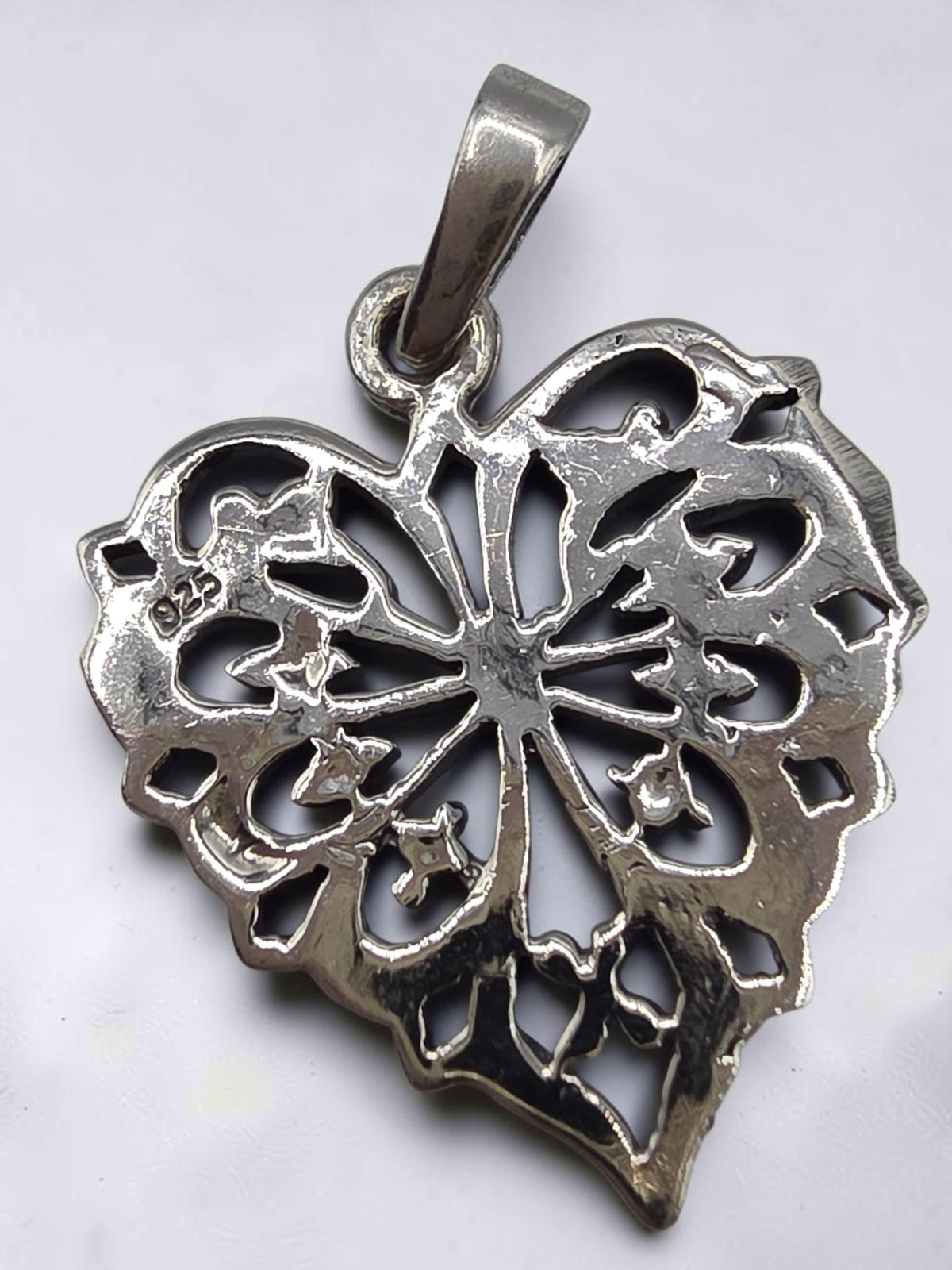 925 Sterling Silver Openwork Filigree Heart Necklace Pendant