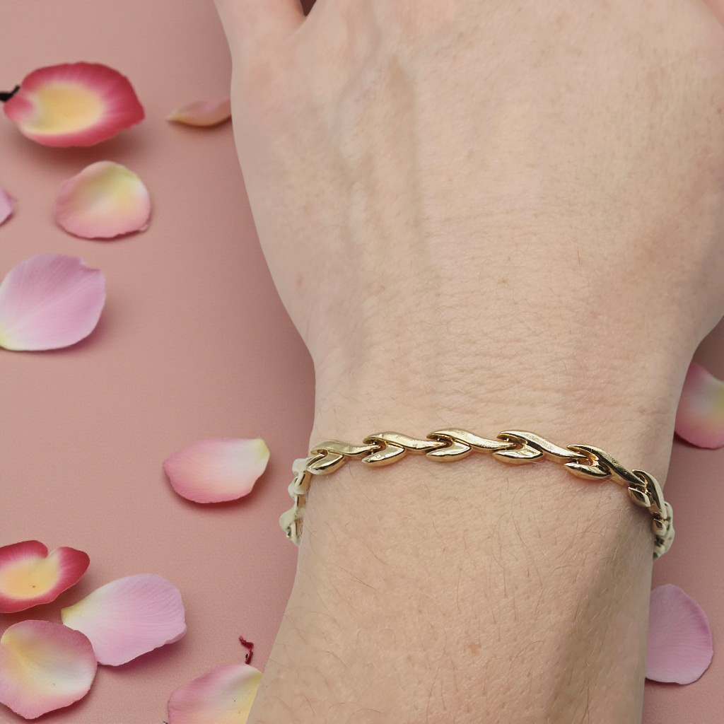 Solid 10K Yellow Gold Bracelet 7.25 Inches