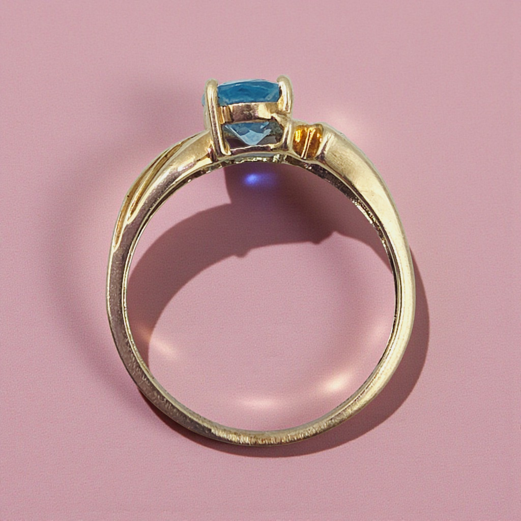Solid 10K Yellow Gold Ring with Oval-Cut Blue Topaz & Diamond Accents Size 7