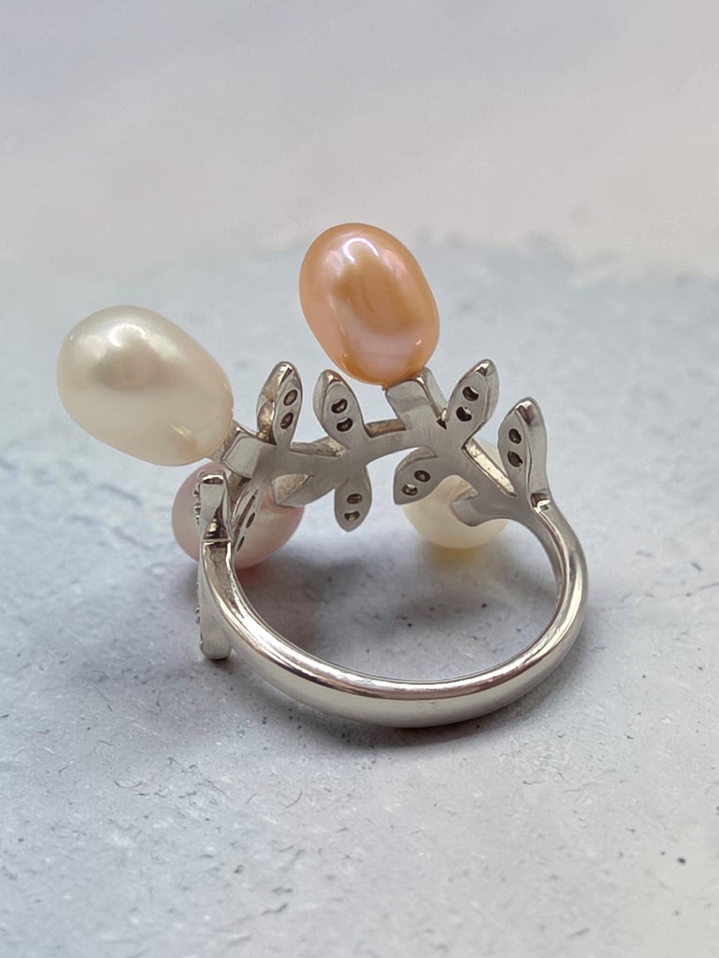 925 Sterling Silver Multi Color Pearl Floral Ring with CZ Leaf Accents - Size 6