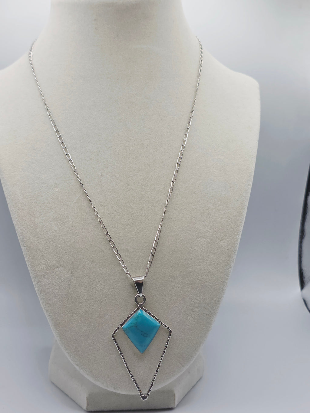 925 Sterling Silver Turquoise Geometric Pendant Necklace - Adjustable