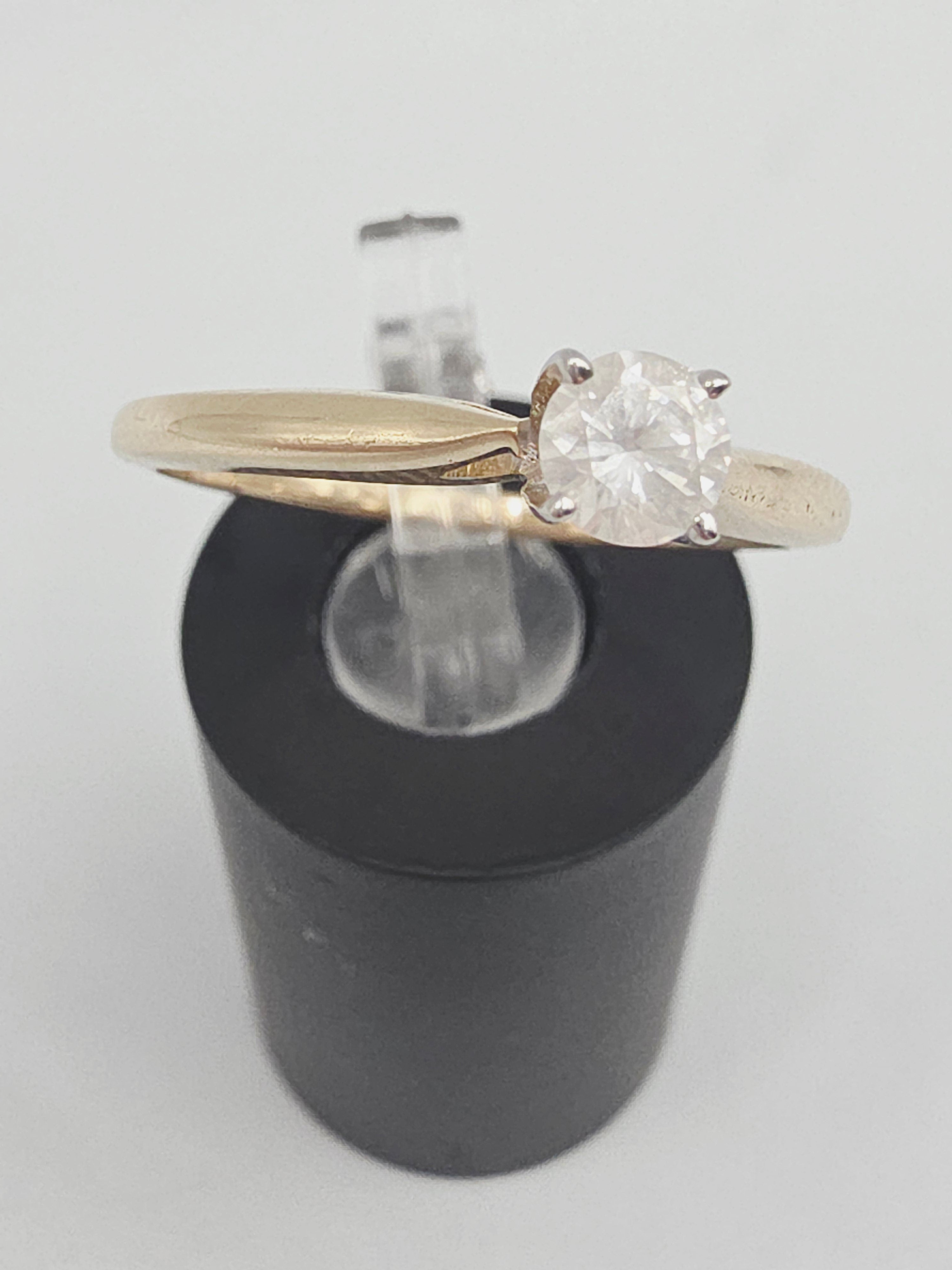 Solid 14K Gold .25 Carat Round Diamond Solitaire Engagement Ring - Size 7