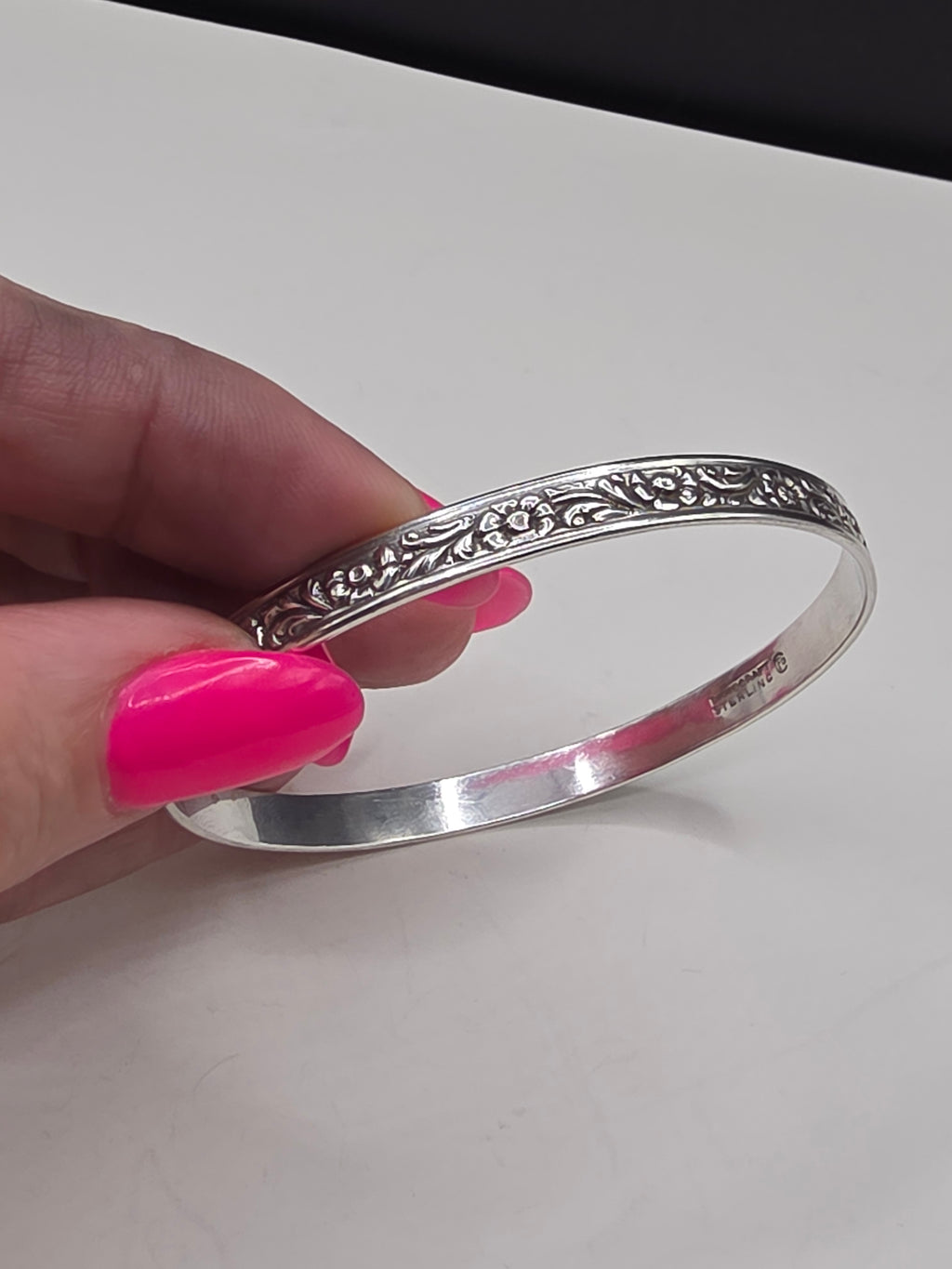 Sterling Silver Embossed Floral Repousse Bangle Bracelet 8.25 Inch