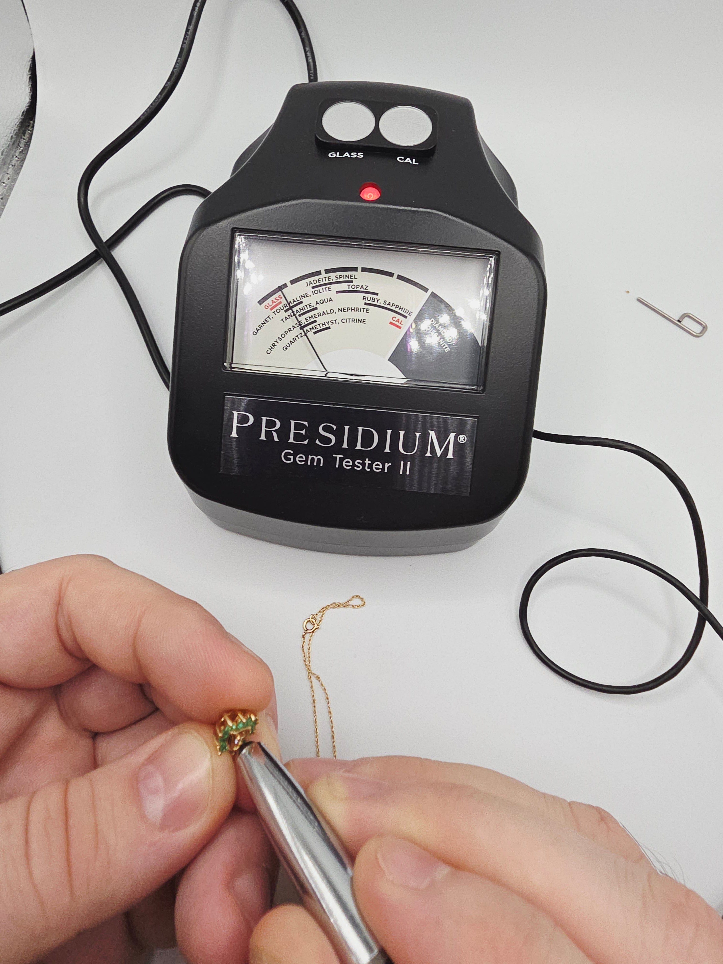 Solid 14K Yellow Gold Emerald & Diamond Heart Pendant Necklace 17.5"