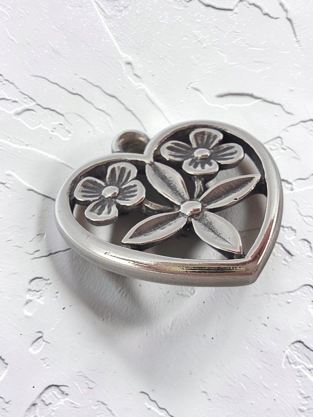 Retired James Avery 925 Sterling Silver Floral Heart Charm Pendant