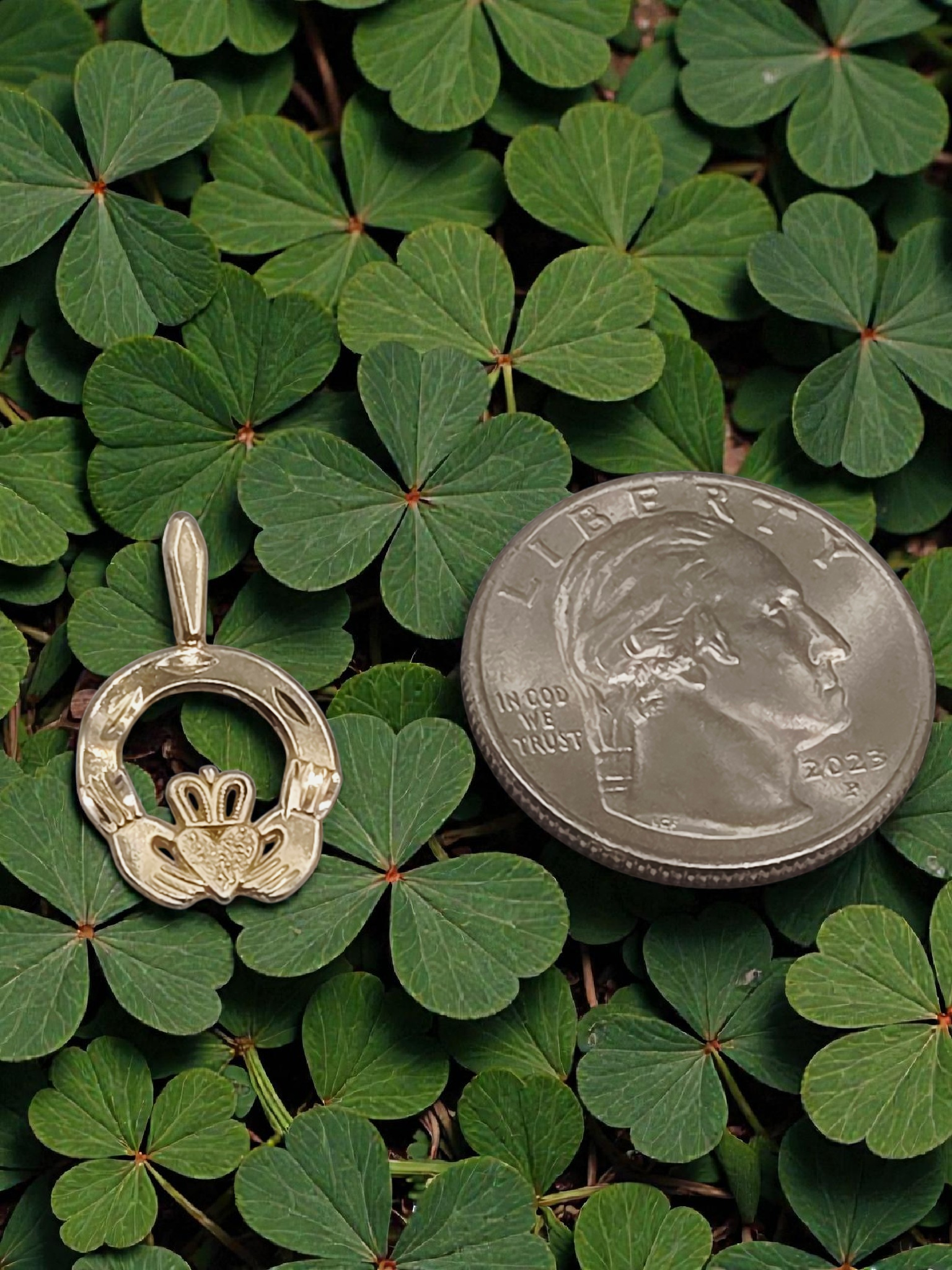 Michael Anthony Solid 14K Yellow Gold Claddagh Necklace Pendant