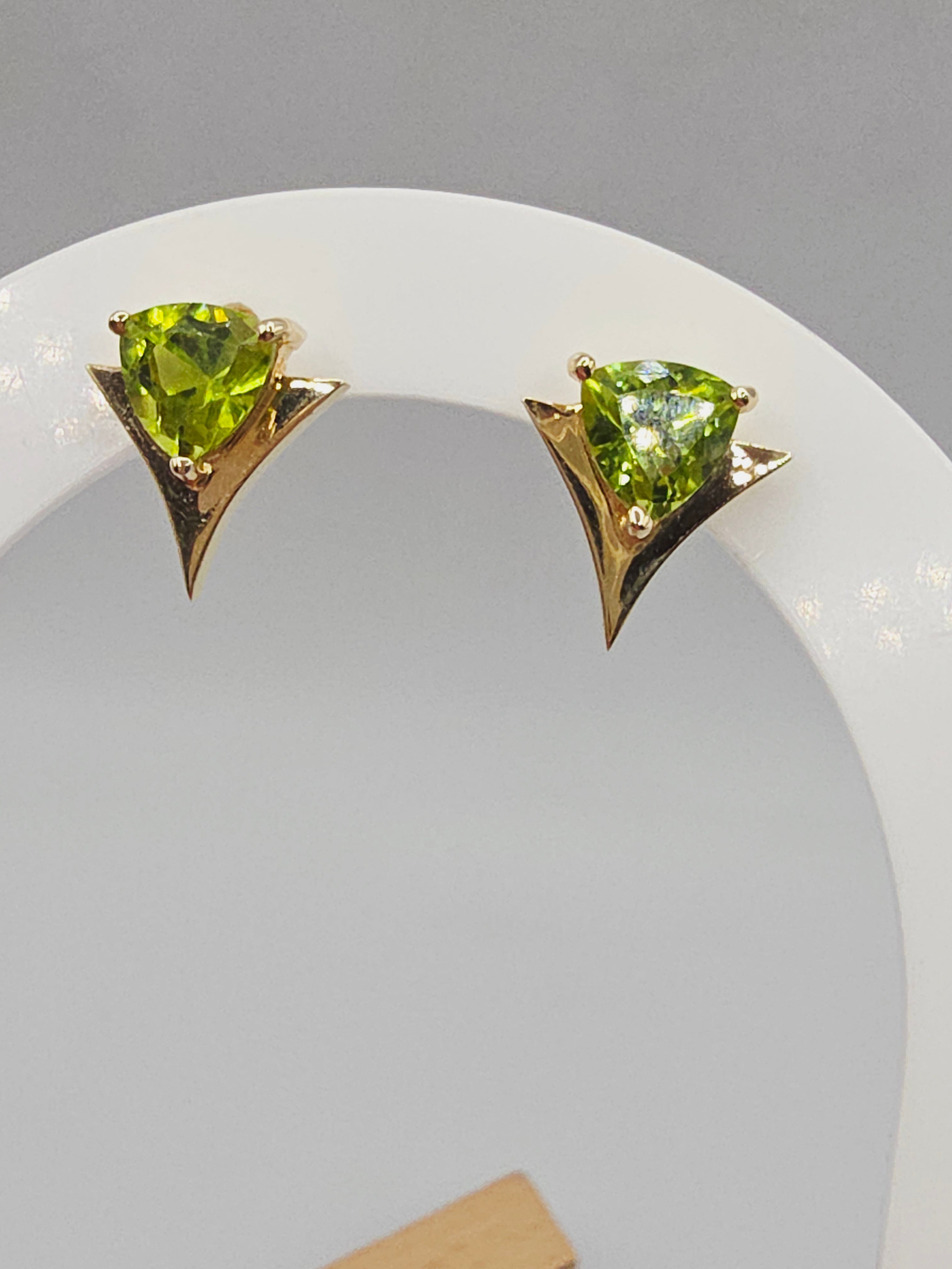 Solid 14K Yellow Gold Trillion Cut Peridot Stud Earrings