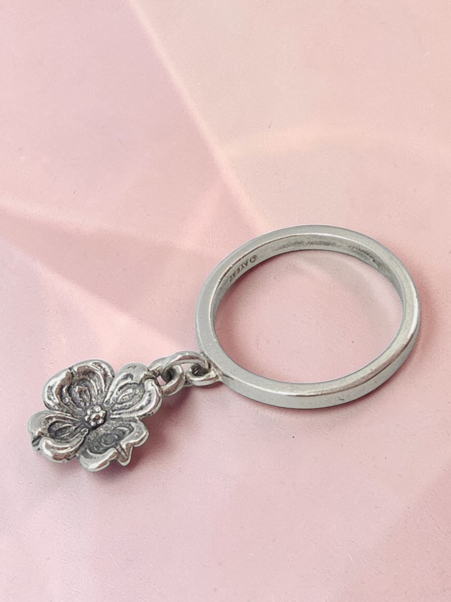 RETIRED James Avery Dogwood Flower Charm Ring - Size 5