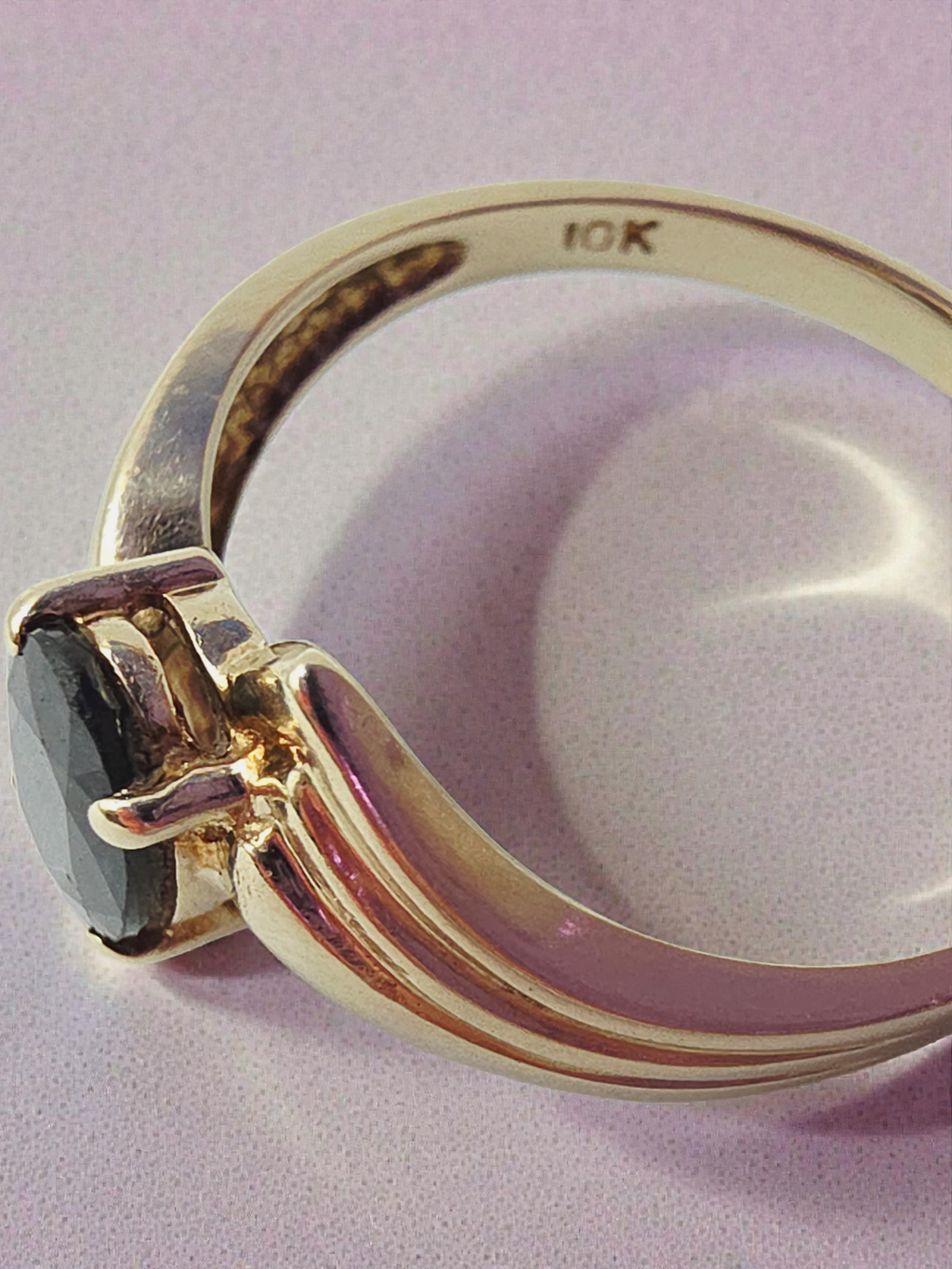 Solid 10K Yellow Gold Ring with Natural Blue Sapphire – Size 8