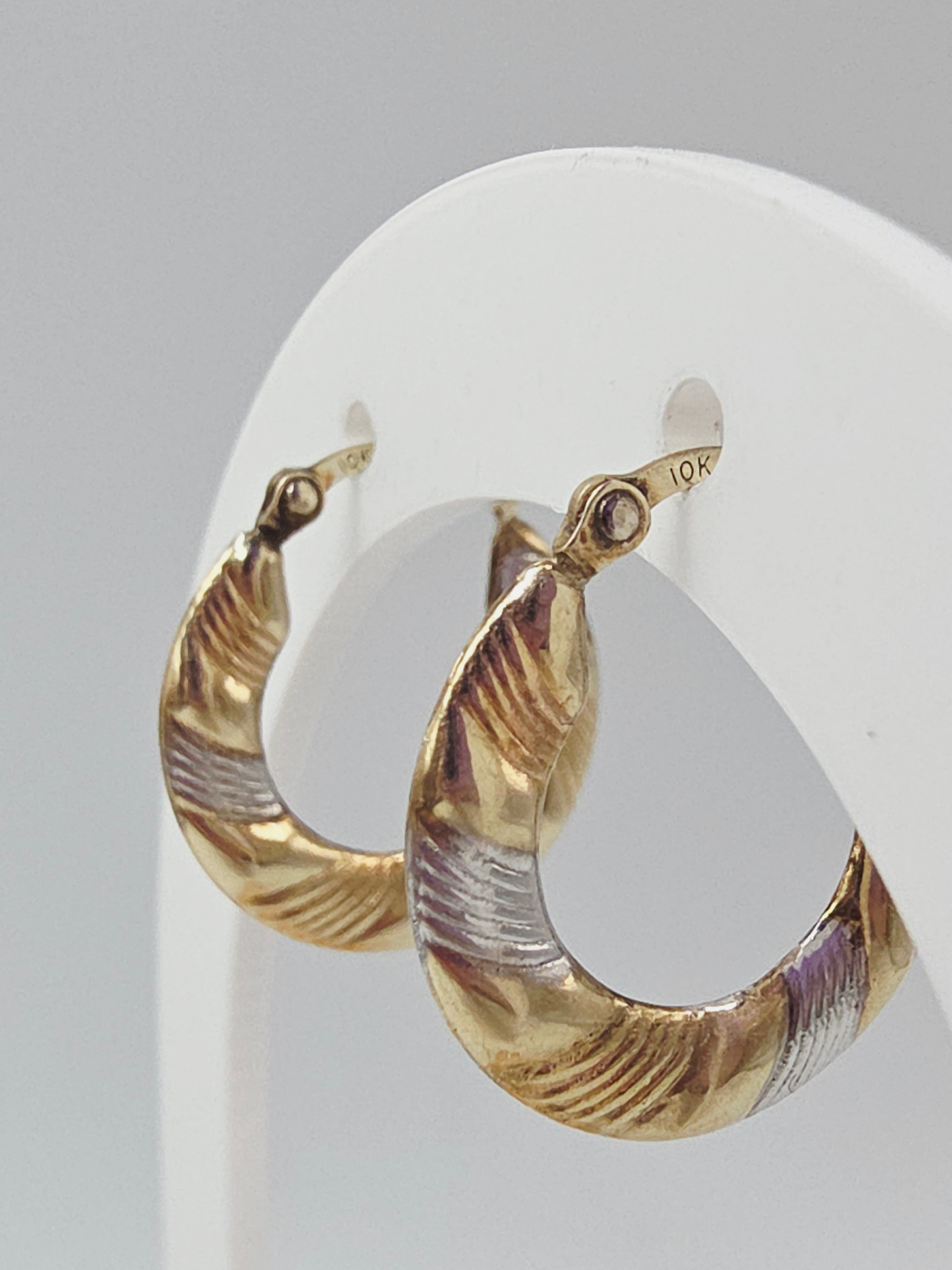 Solid 10K Two-Tone Gold Ribbed Textured Hoop Earrings