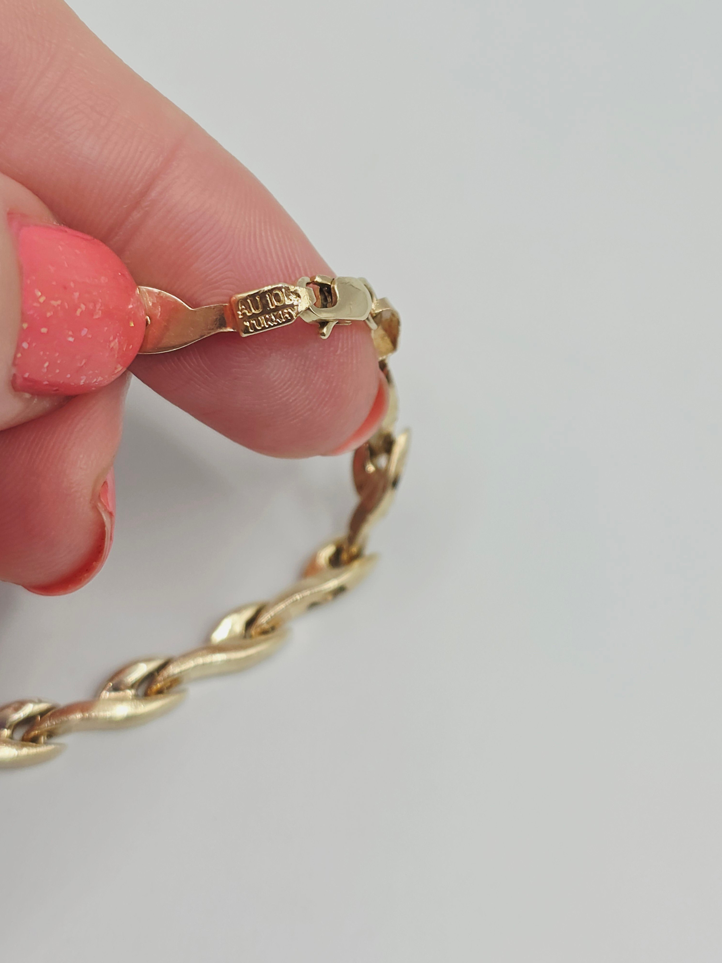 Solid 10K Yellow Gold Bracelet 7.25 Inches