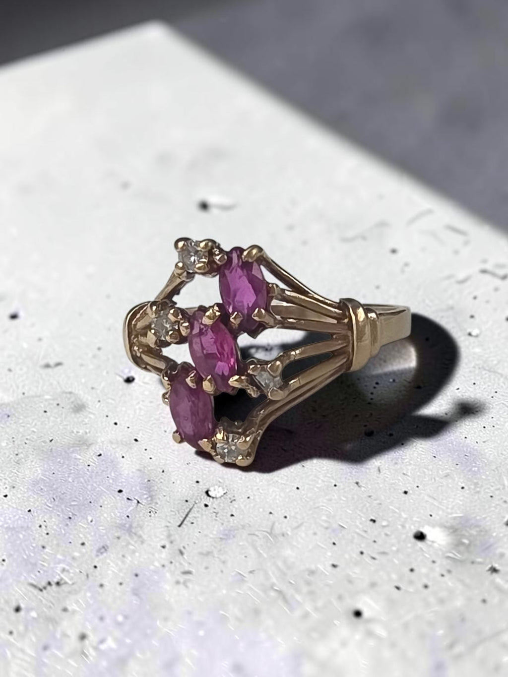 JED Solid 10K Yellow Gold Ring with Rubies and Diamonds – Size 6.25