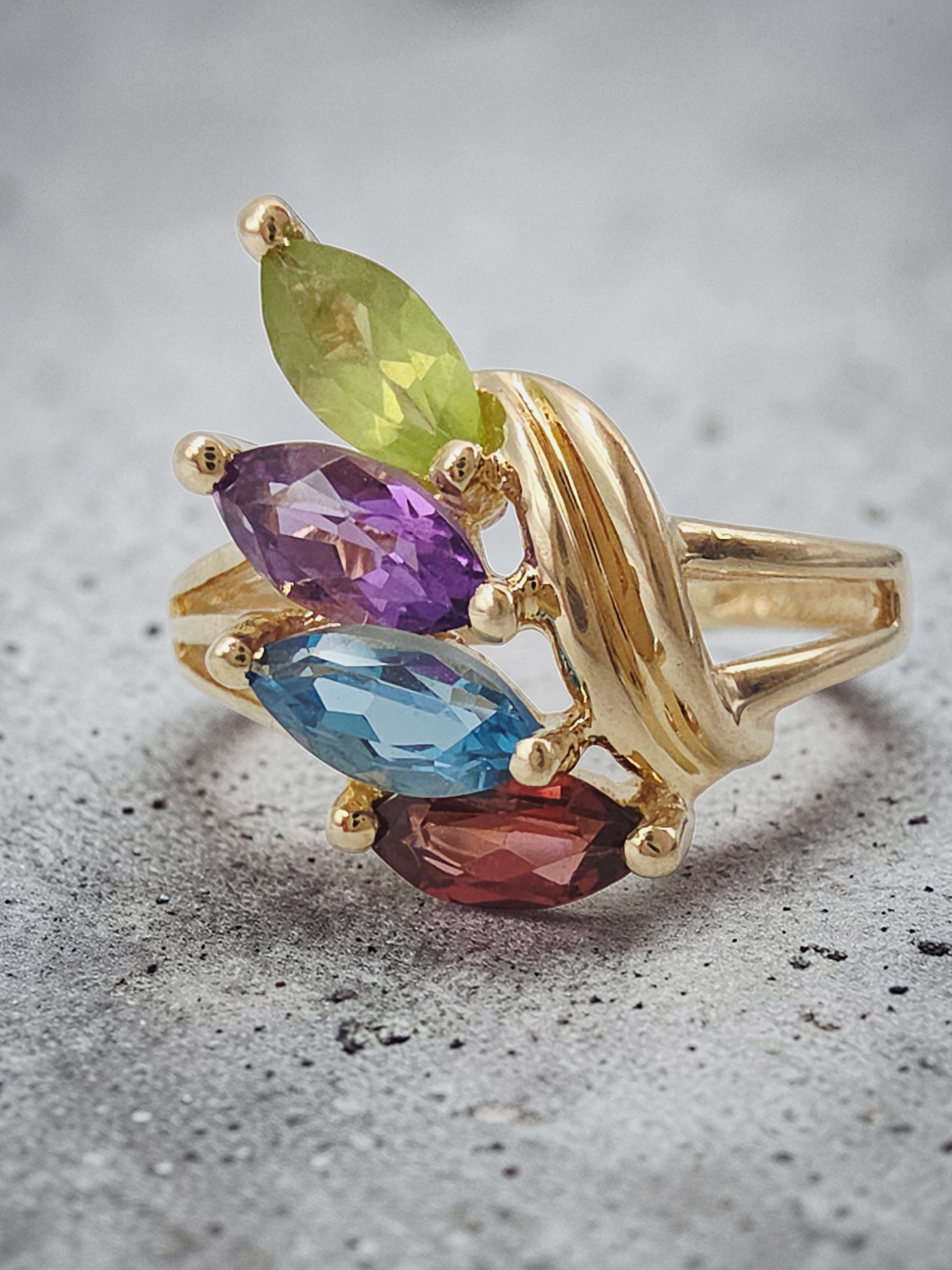 Solid 10K Yellow Gold Ring with Topaz Amethyst Peridot Garnet - Size 5