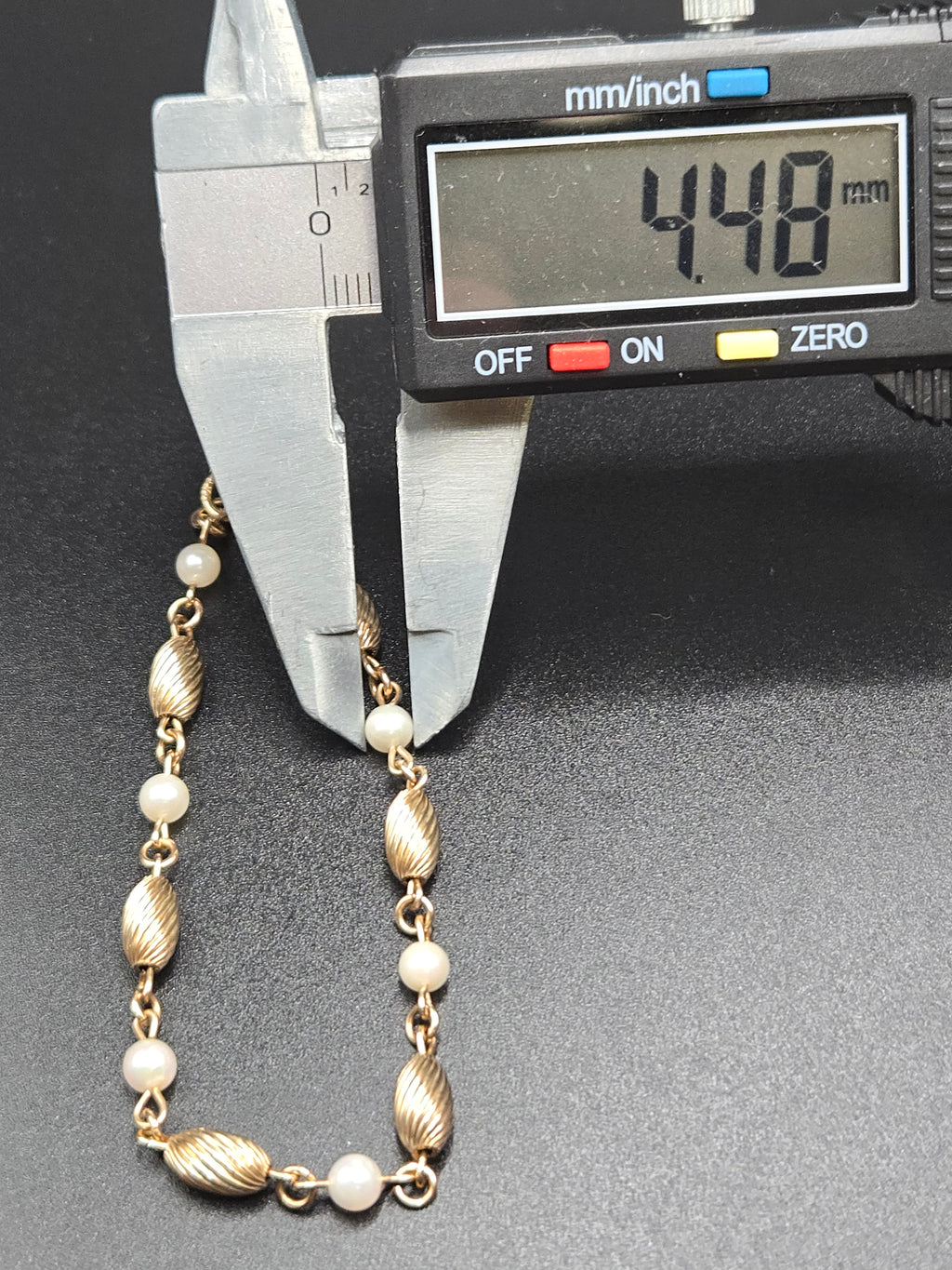 Solid 14K Yellow Gold Bracelet with Pearls – 7 Inches