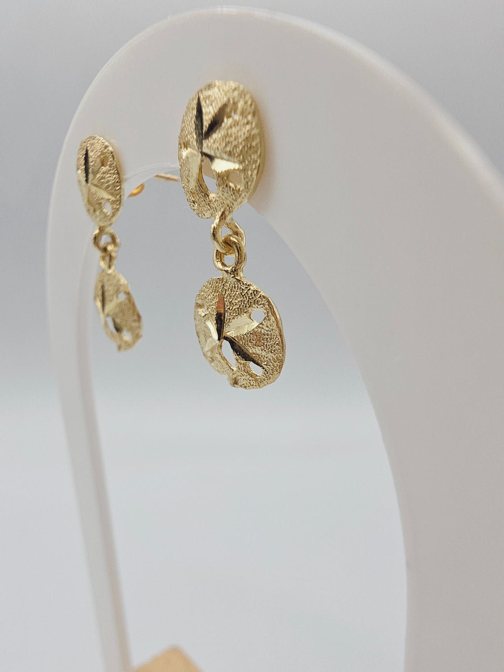Solid 14K Yellow Gold Sand Dollar Dangle Drop Earrrings Beach