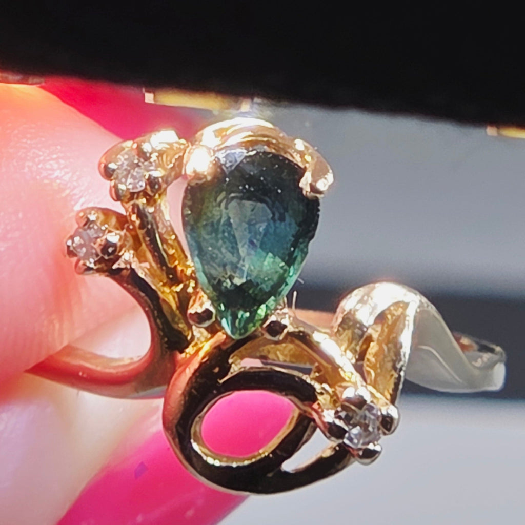 Solid 10K Gold Ring with Pear-Cut Blue Sapphire & Diamond Accents – Size 5.75