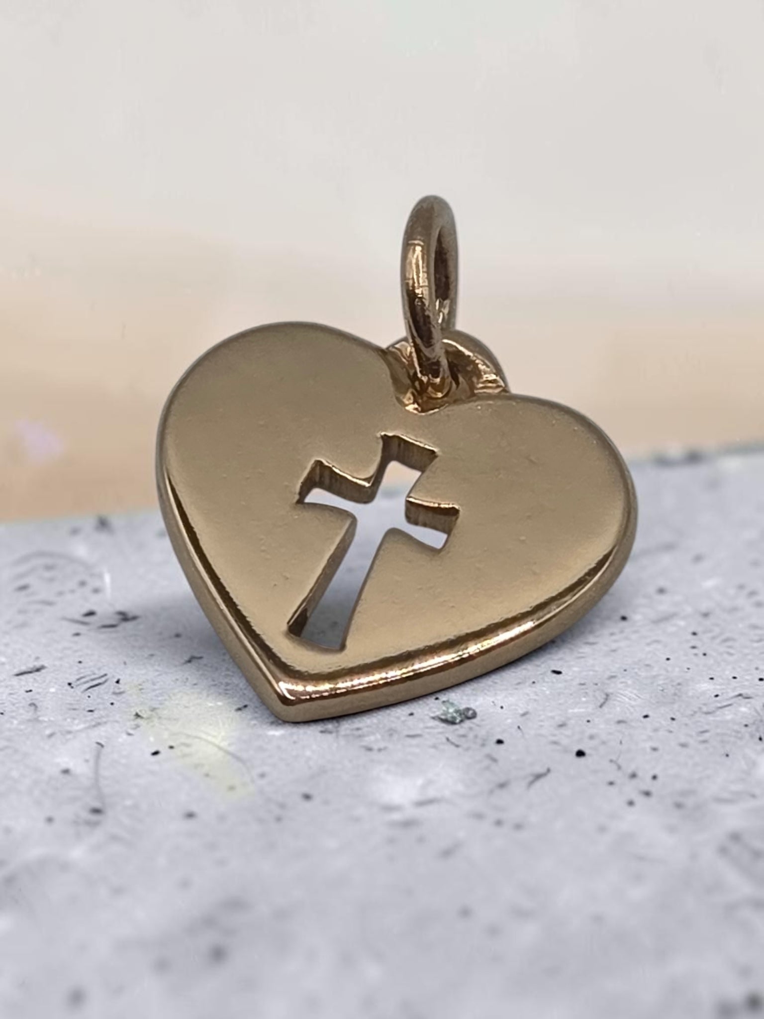 James Avery Solid 14K Yellow Gold Crosslet Cross Heart Charm Pendant