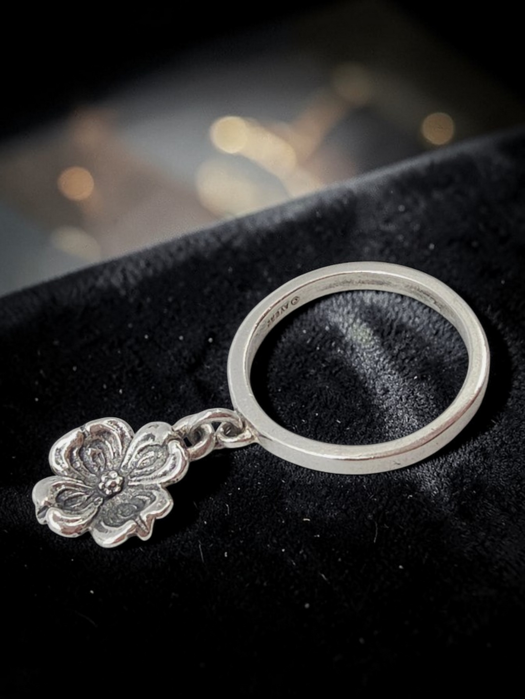 RETIRED James Avery Dogwood Flower Charm Ring - Size 5