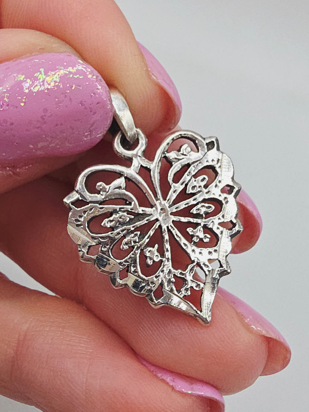 925 Sterling Silver Openwork Filigree Heart Necklace Pendant