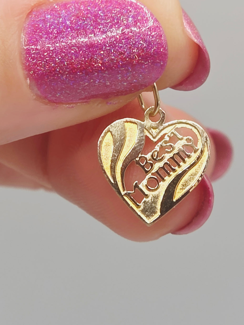 Solid 14K Yellow Gold Best Mommy Heart Necklace Pendant