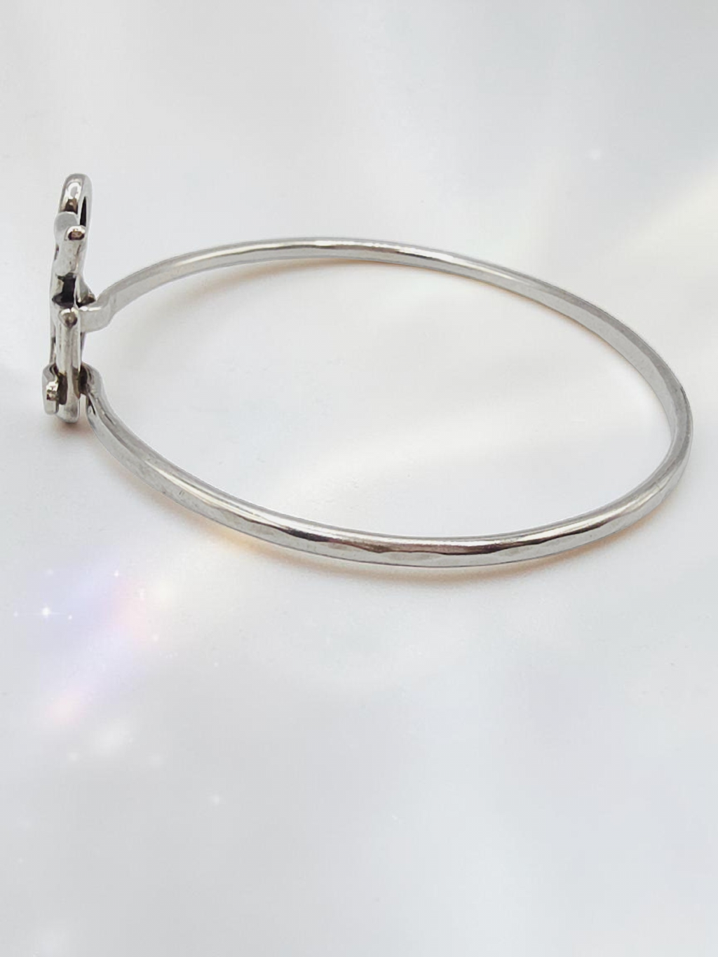 RETIRED James Avery Flying Angel Sterling Silver Bangle Hook Bracelet - 7 Inch