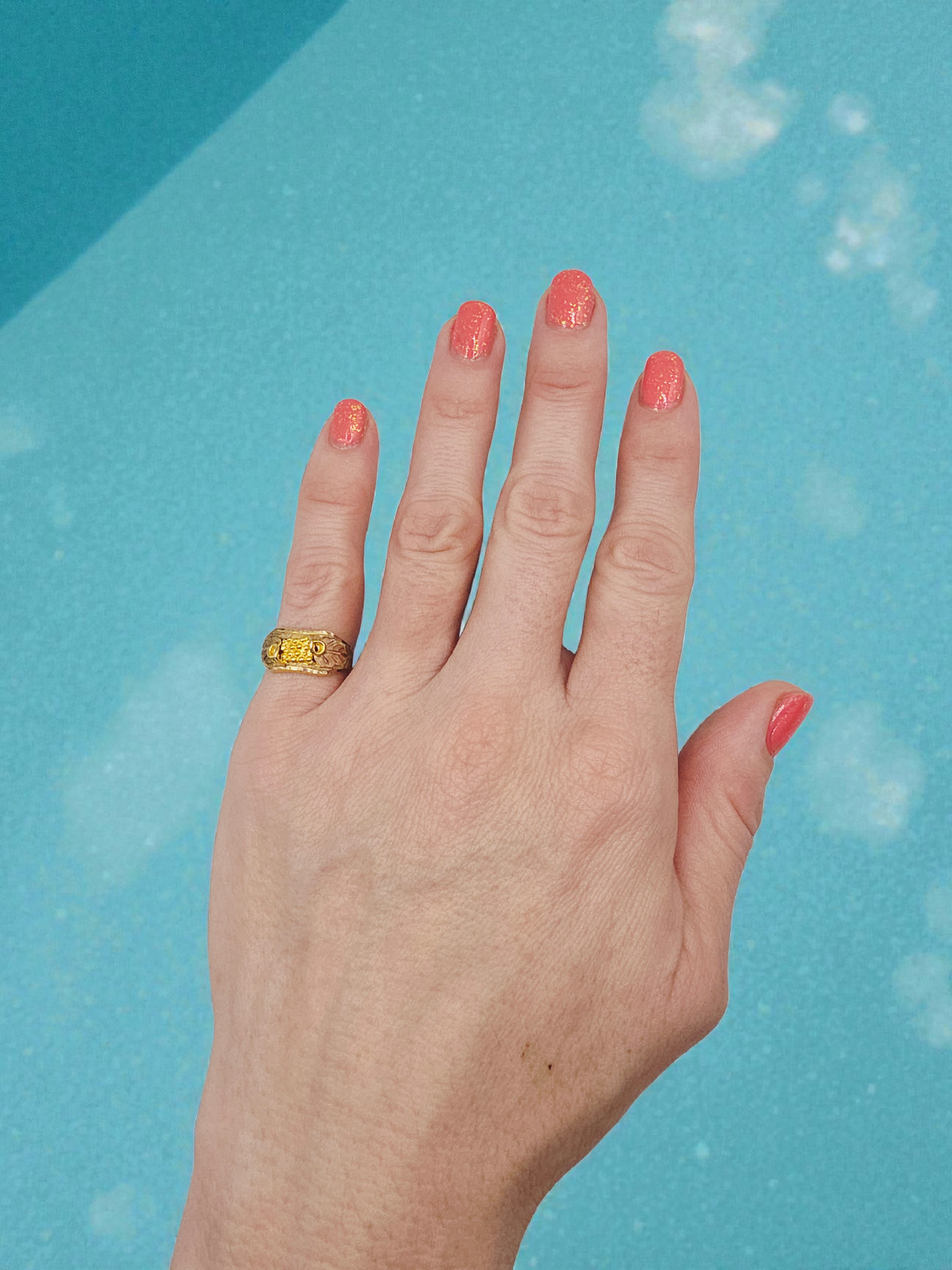 Black Hill Solid 10K Yellow Gold Ring with Tri-Color Grape Leaf Accents Sz 5.25